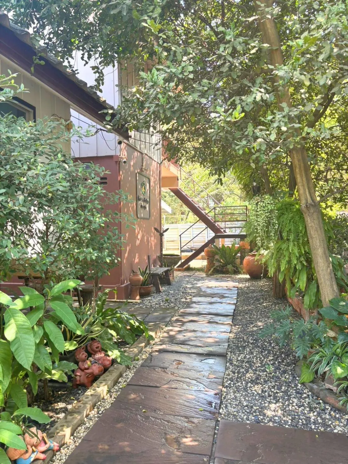 Pan Din Boutique Guest House