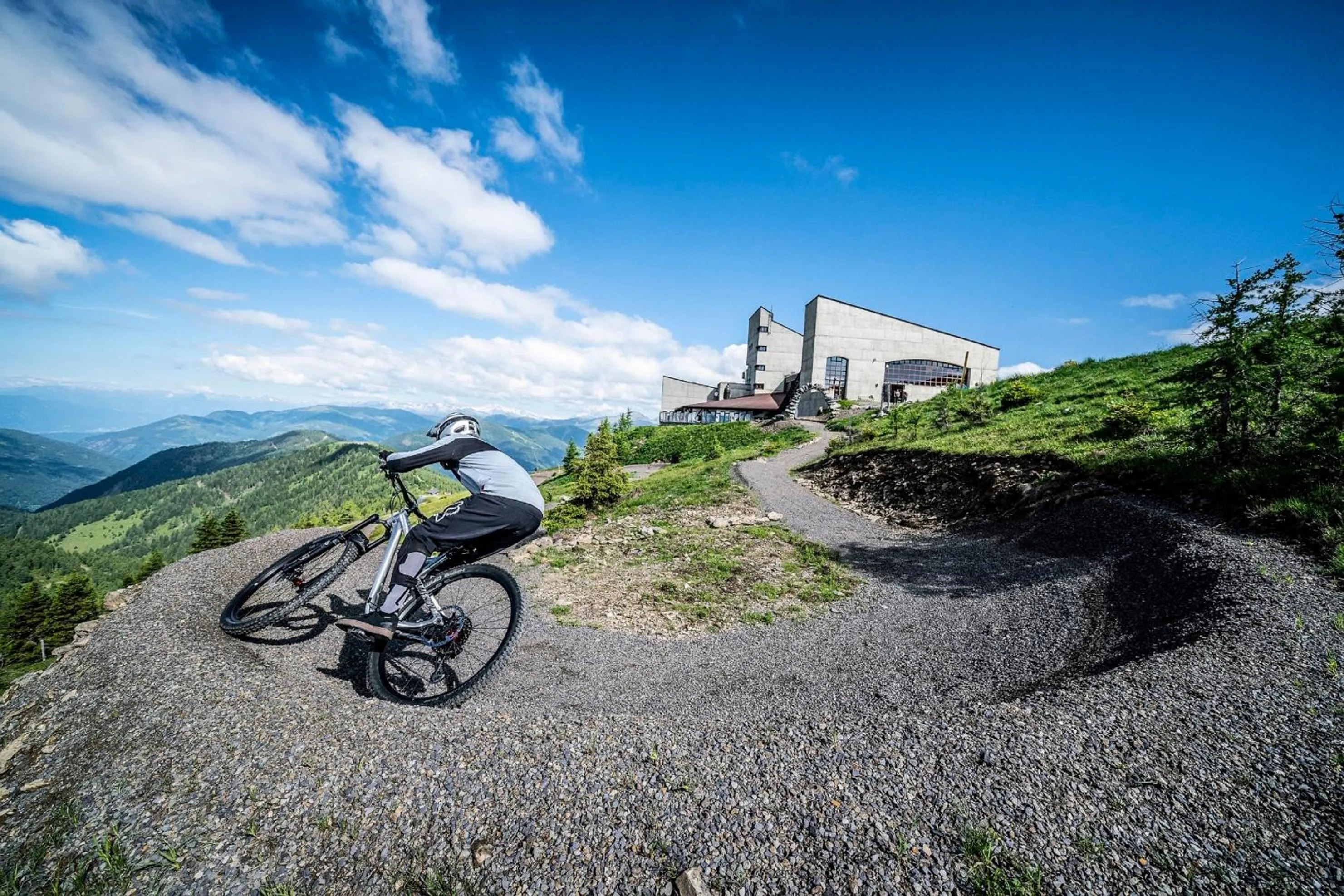 Cycling in Appartements Central Bad Kleinkirchheim