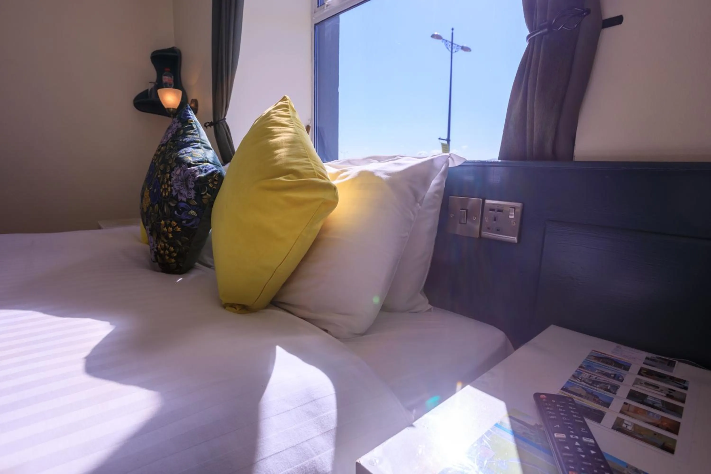 Sea view, Bed in The Waterfront