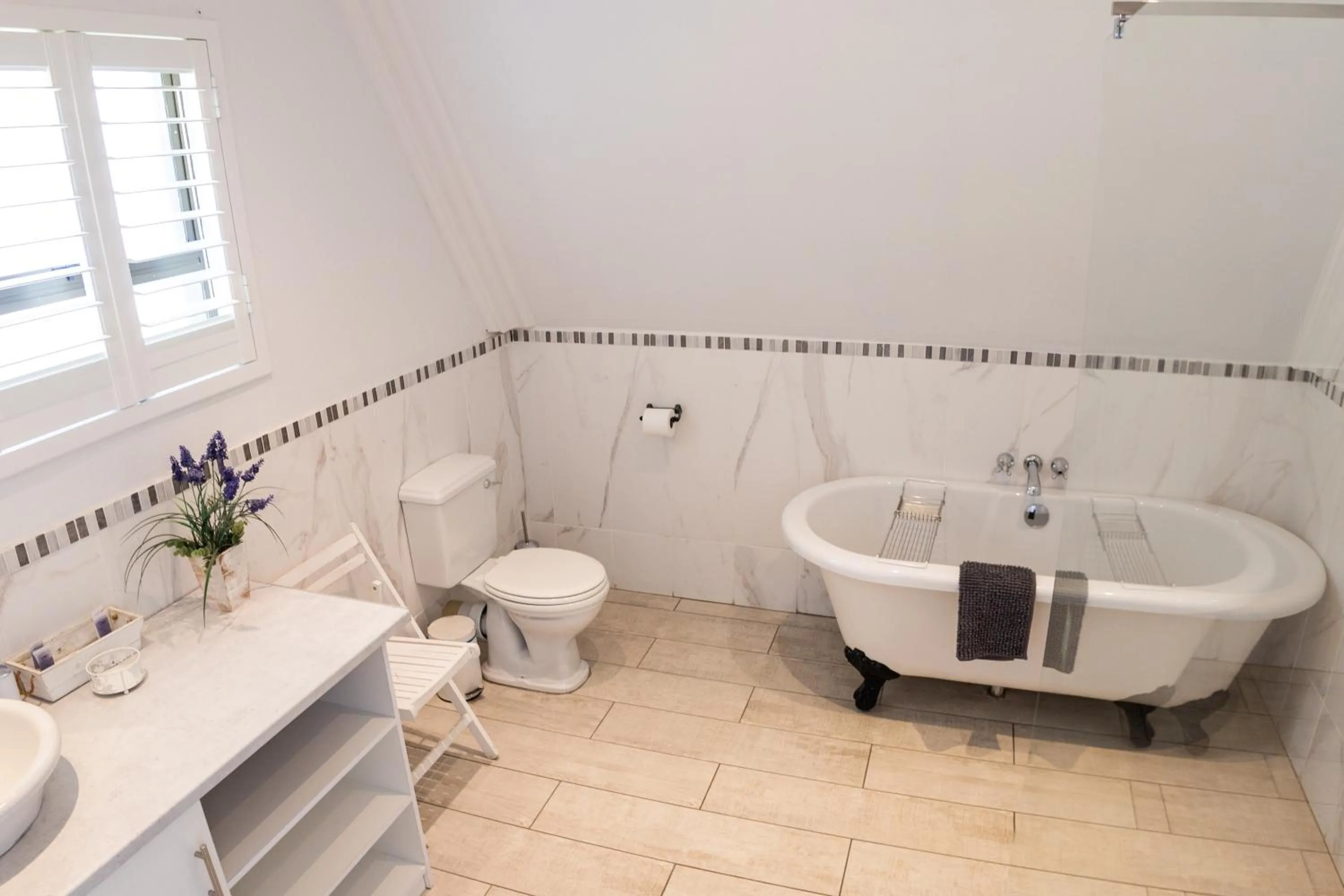 Bathroom in Lavender Hill Country Estate and Wedding Venue