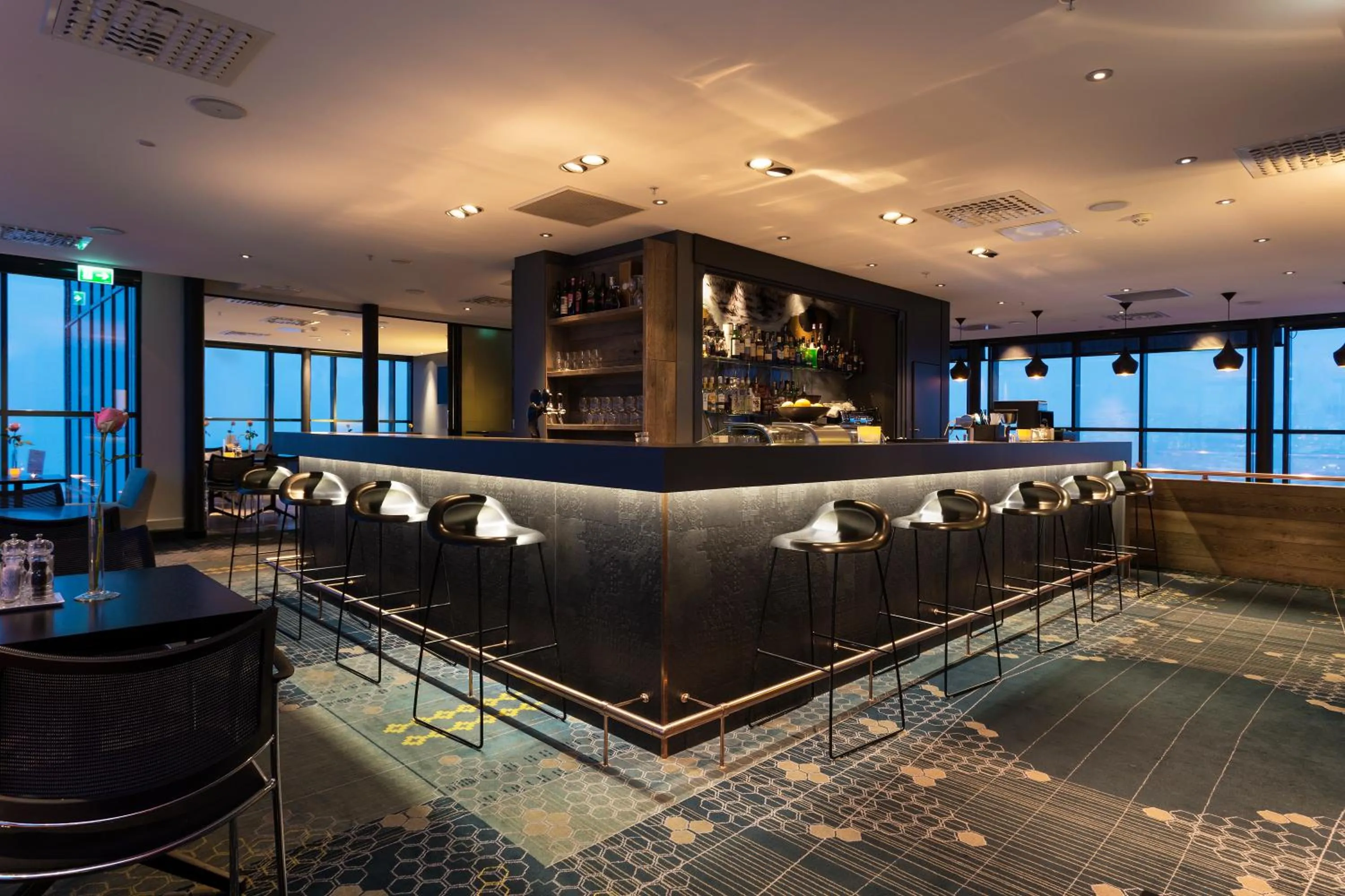 Lounge or bar in Scandic Narvik