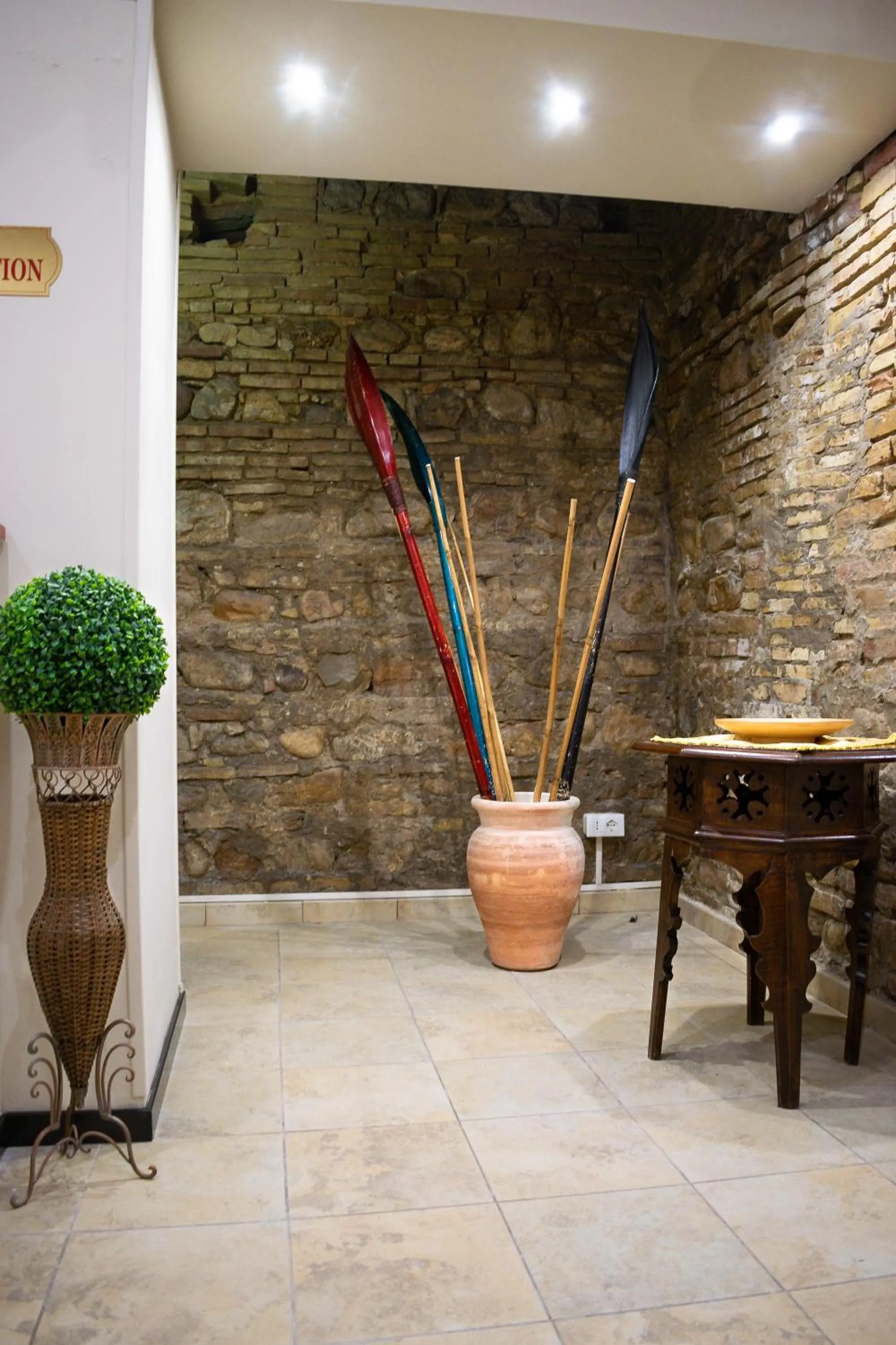 Decorative detail in B&B Muro Torto Lucera