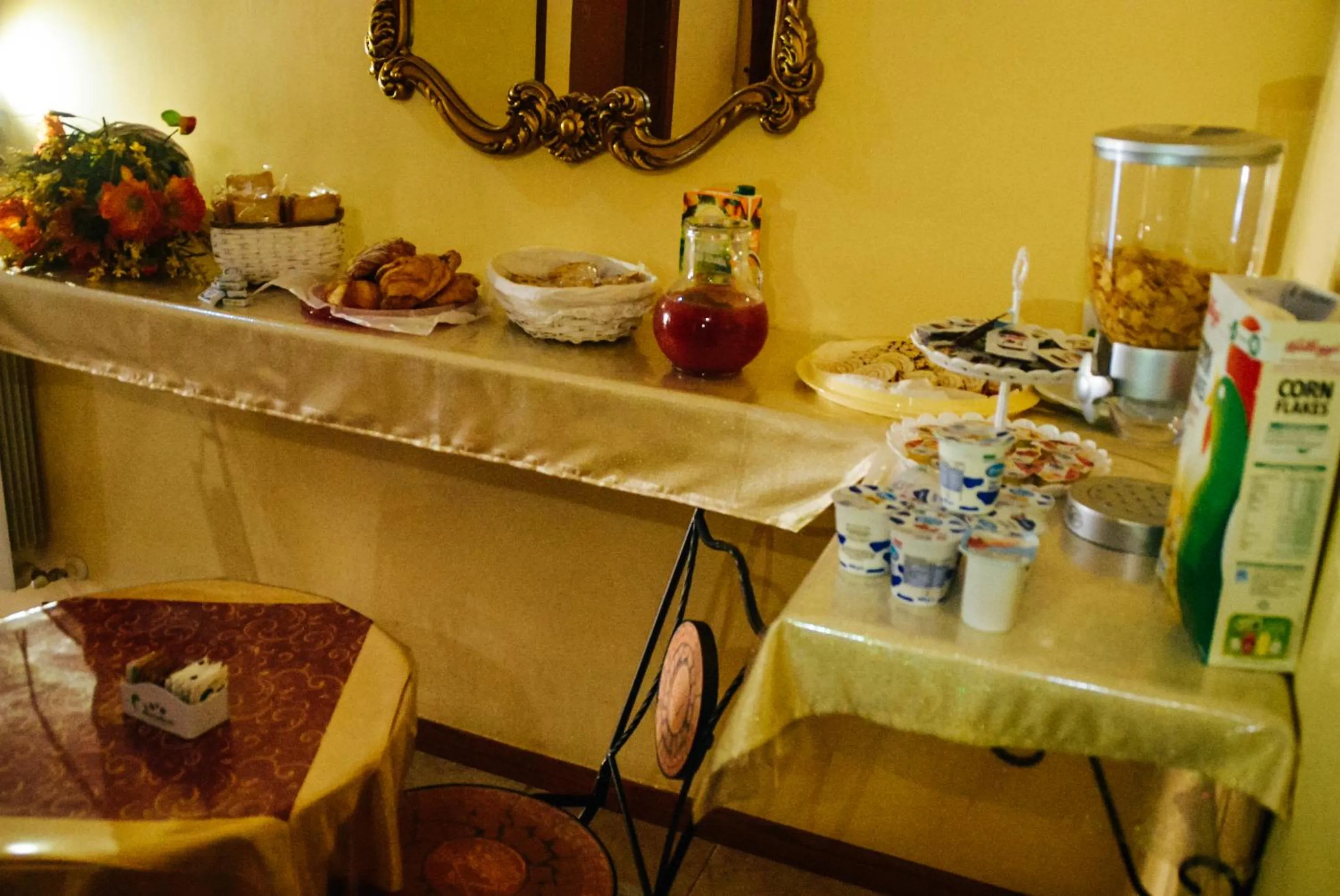 Food and drinks in B&B Muro Torto Lucera