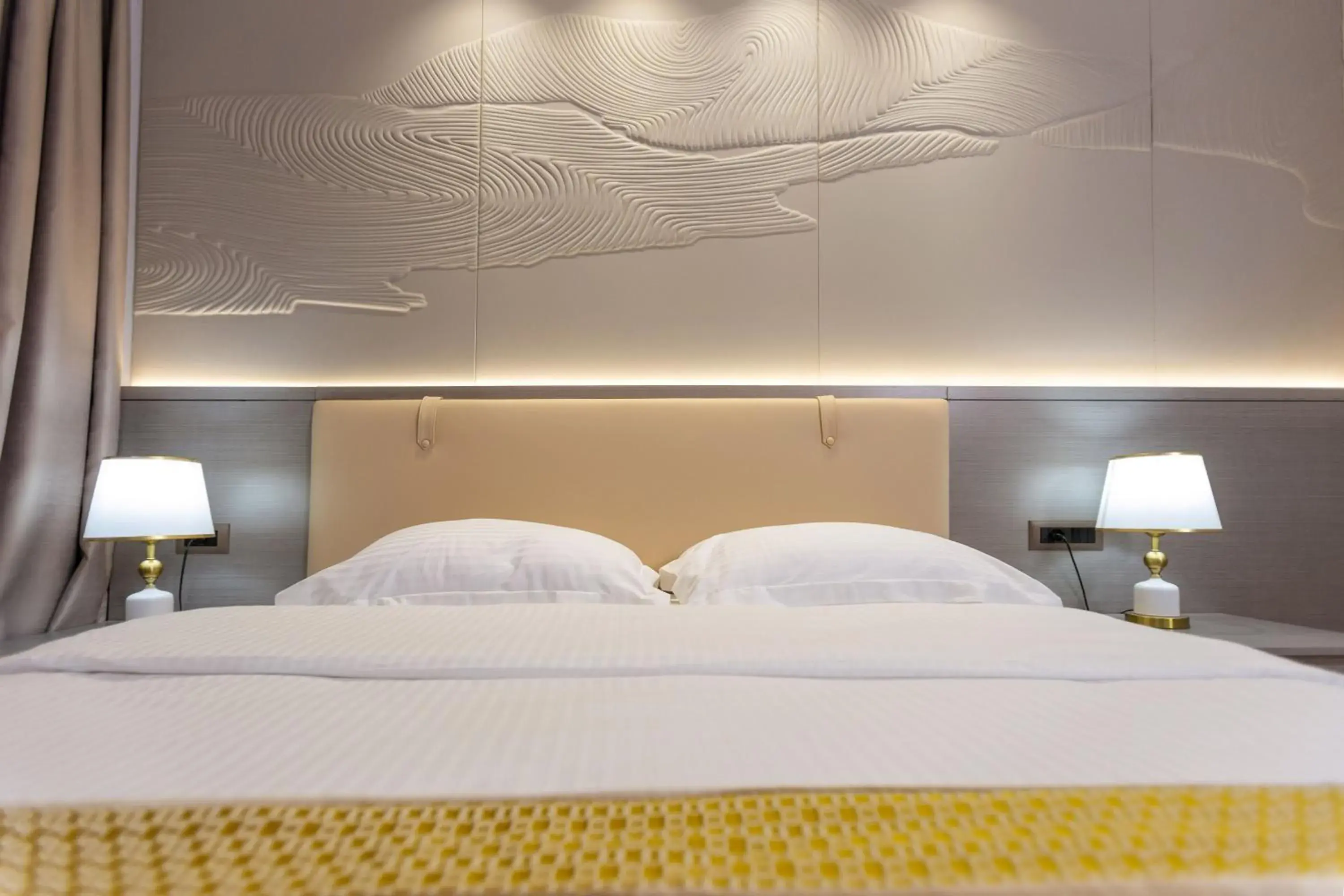 Superior Room in Shkodër Grand Hotel Europa Affiliated by Meliá Superior Room in Shkodër Grand Hotel Europa Affiliated by Meliá