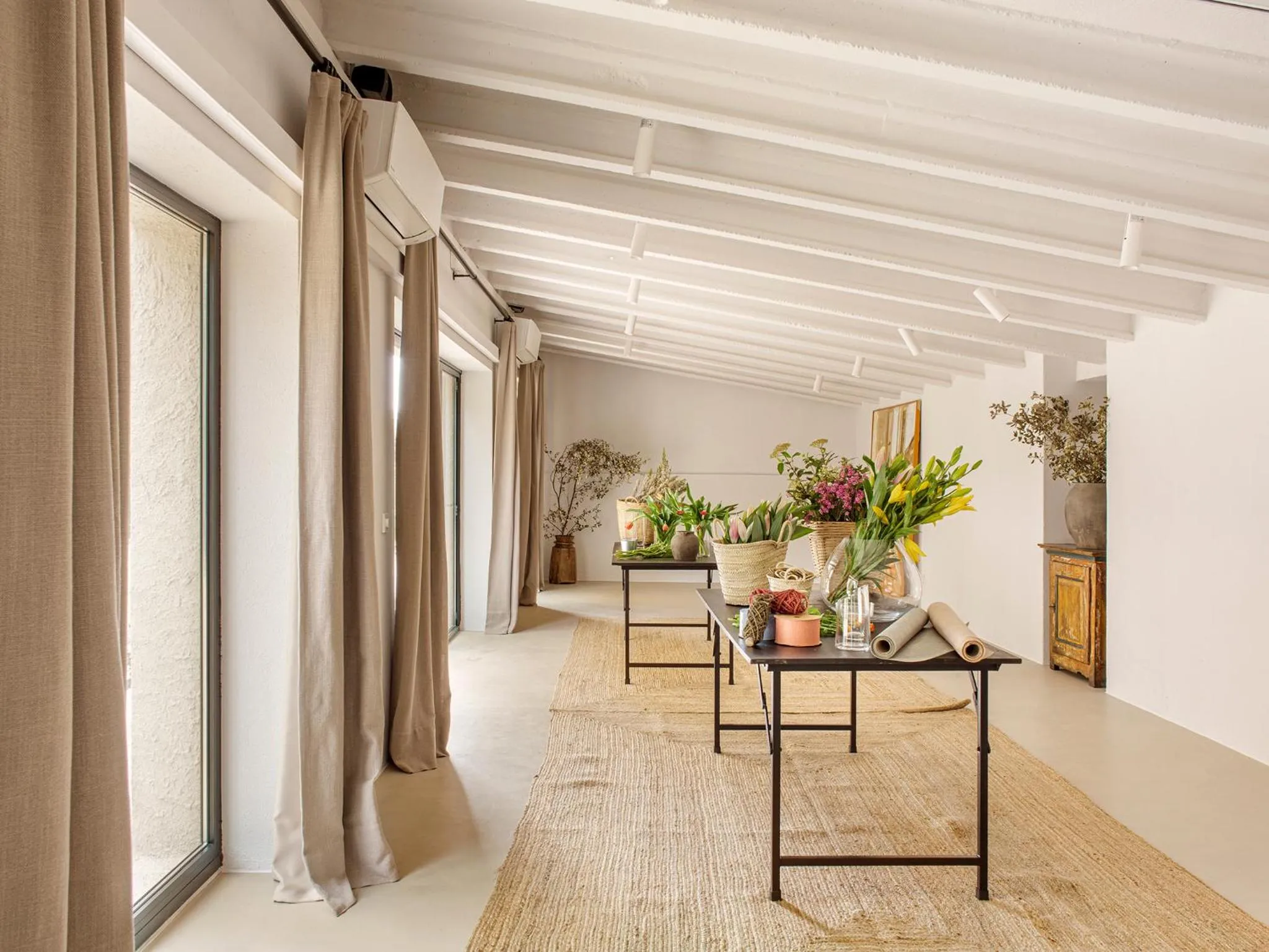 Seating area in Mas de Torrent Hotel & Spa, Relais & Châteaux