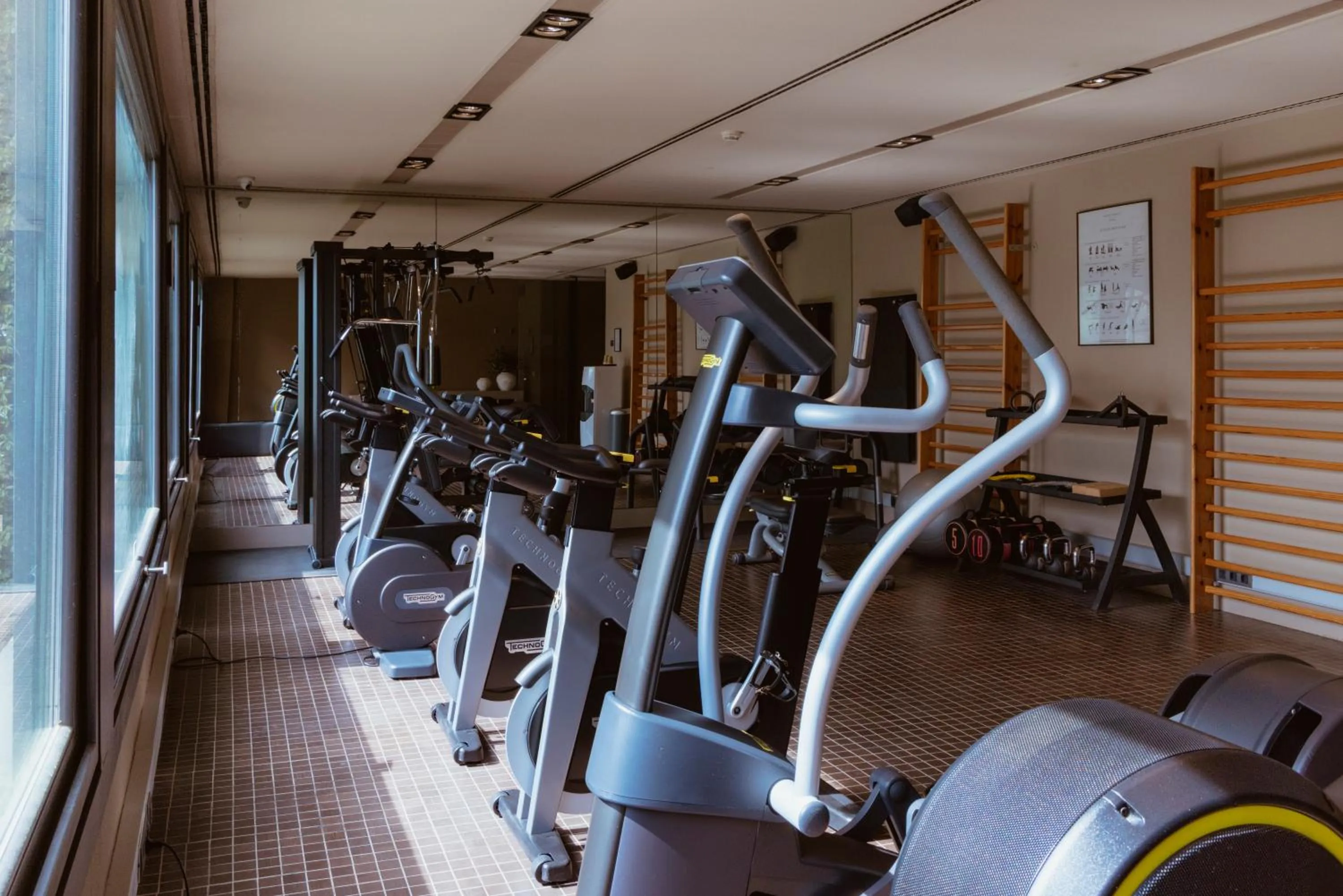 Fitness centre/facilities in Mas de Torrent Hotel & Spa, Relais & Châteaux