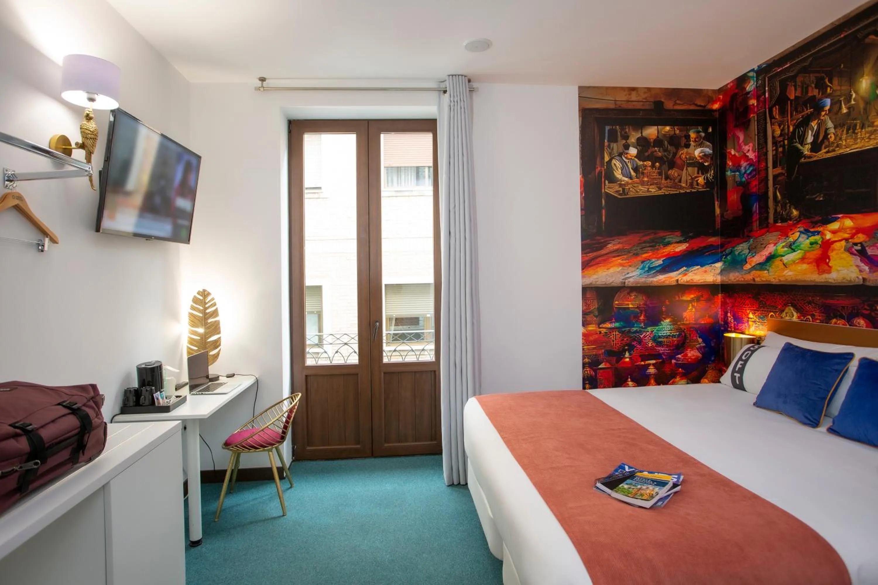 Photo of the whole room, Bed in Casual Ilbira Granada