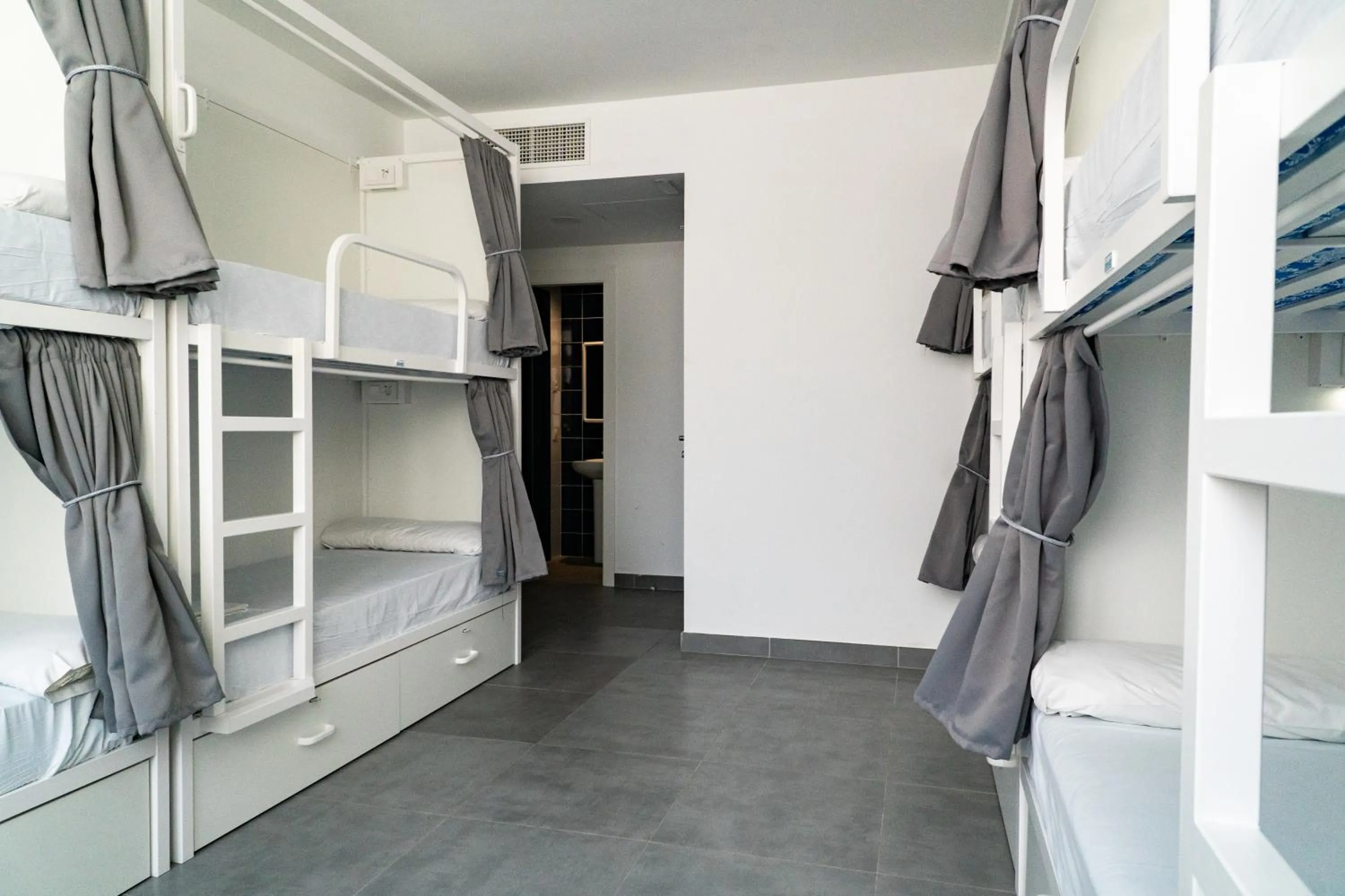 Bed in Sea Hostel Barcelona