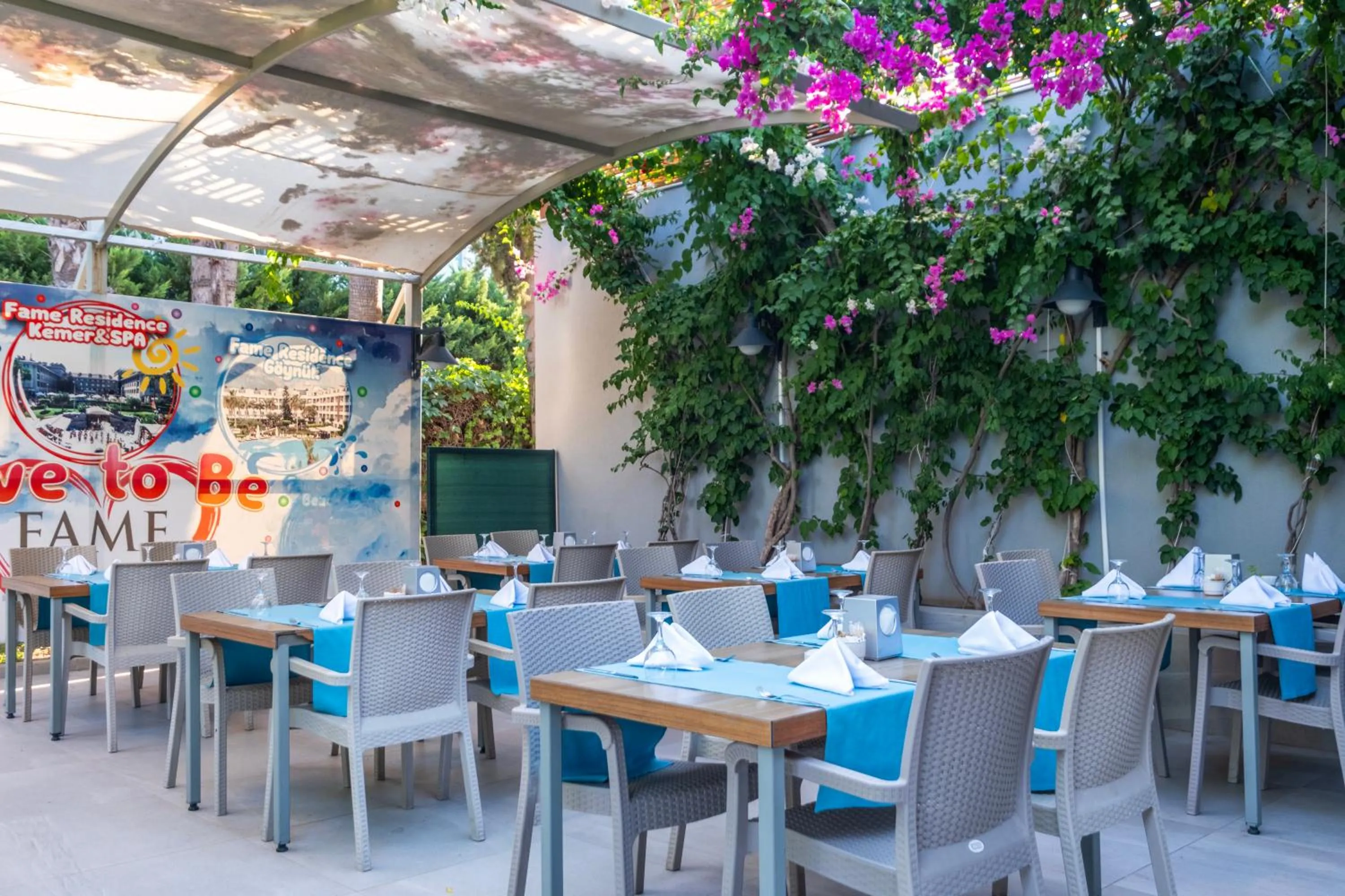 Restaurant/places to eat in Fame Residence Goynuk