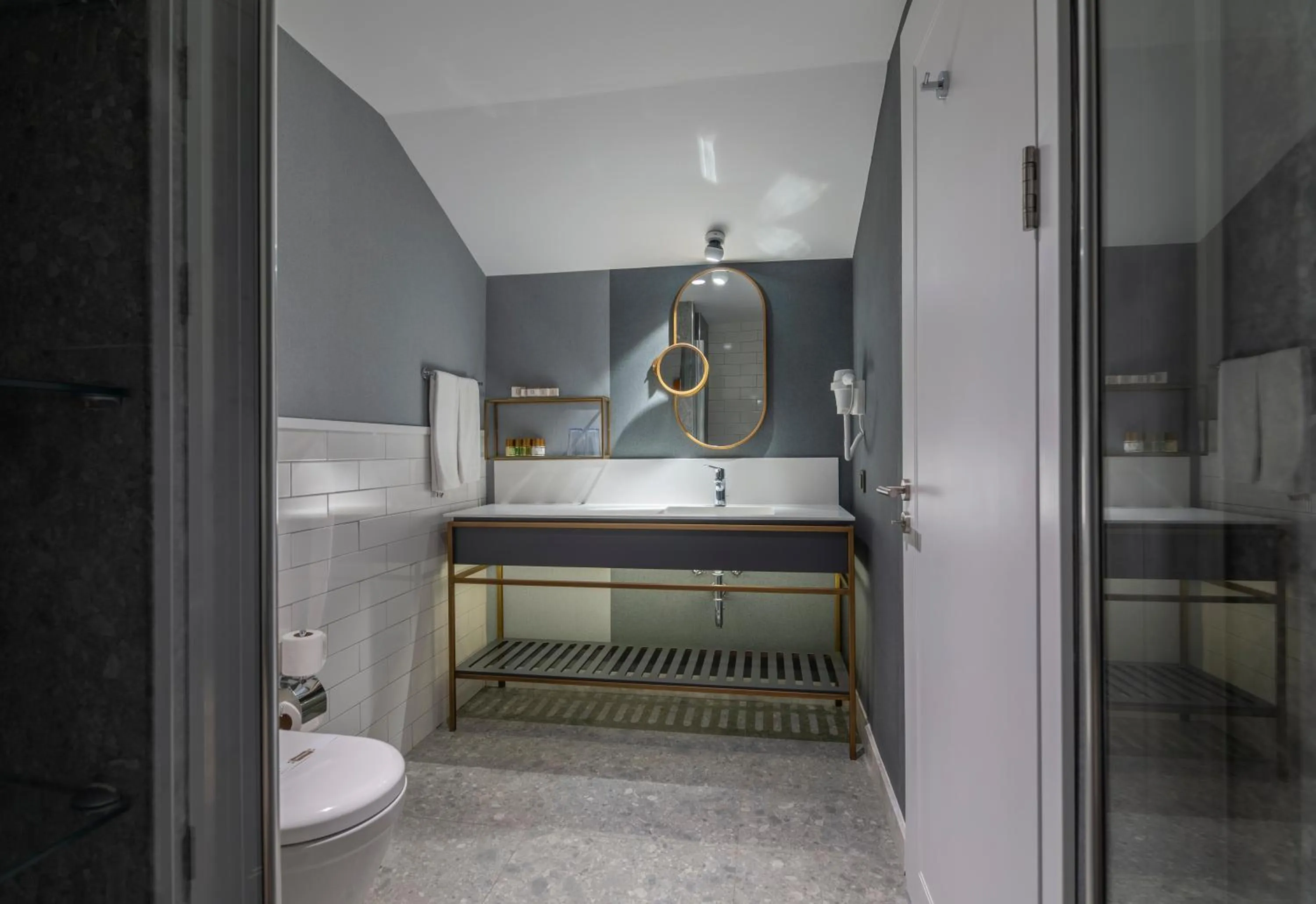 Shower in Fame Residence Goynuk