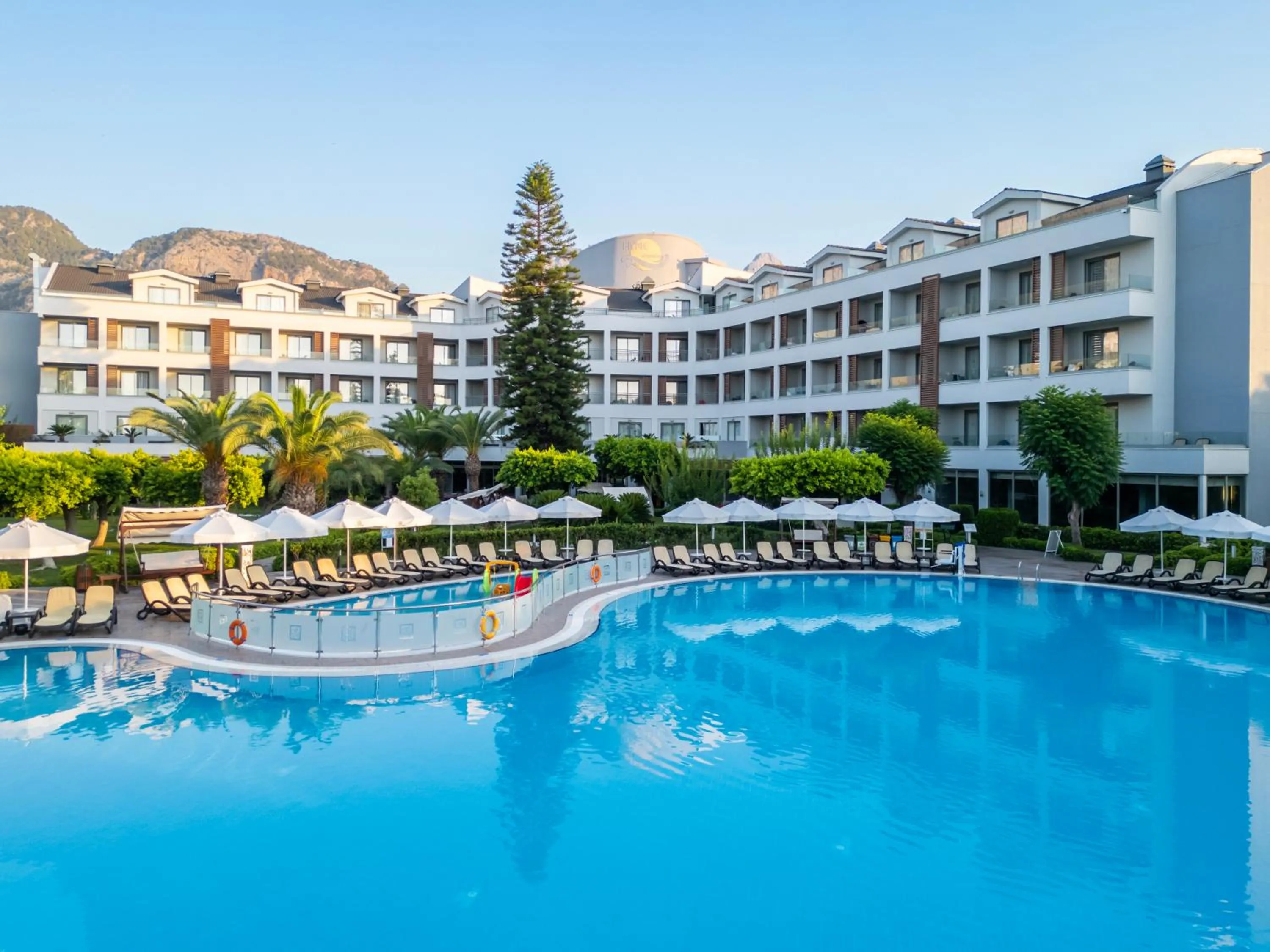 Property building in Fame Residence Goynuk