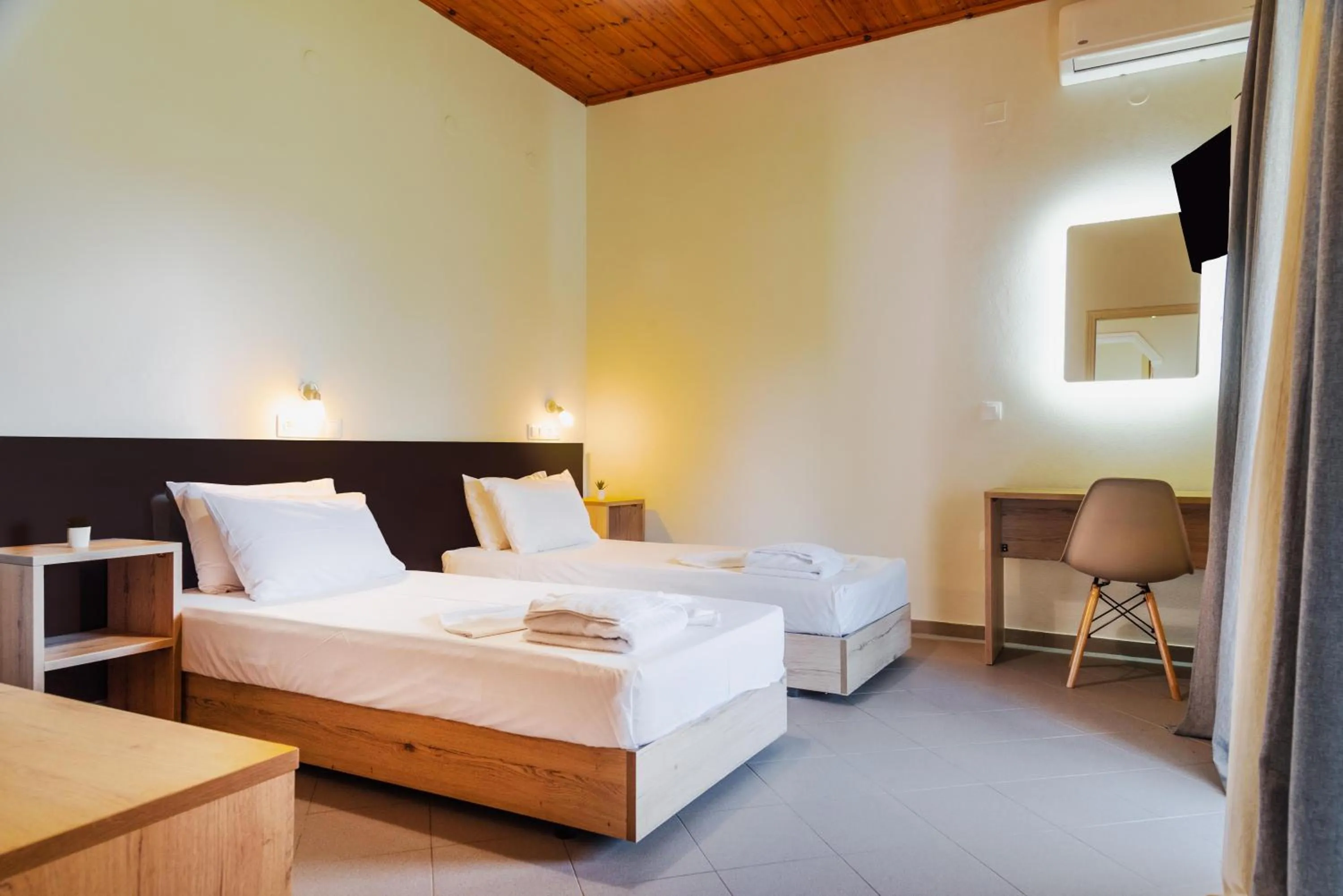 Bedroom, Bed in Riposo Studios & Apartments