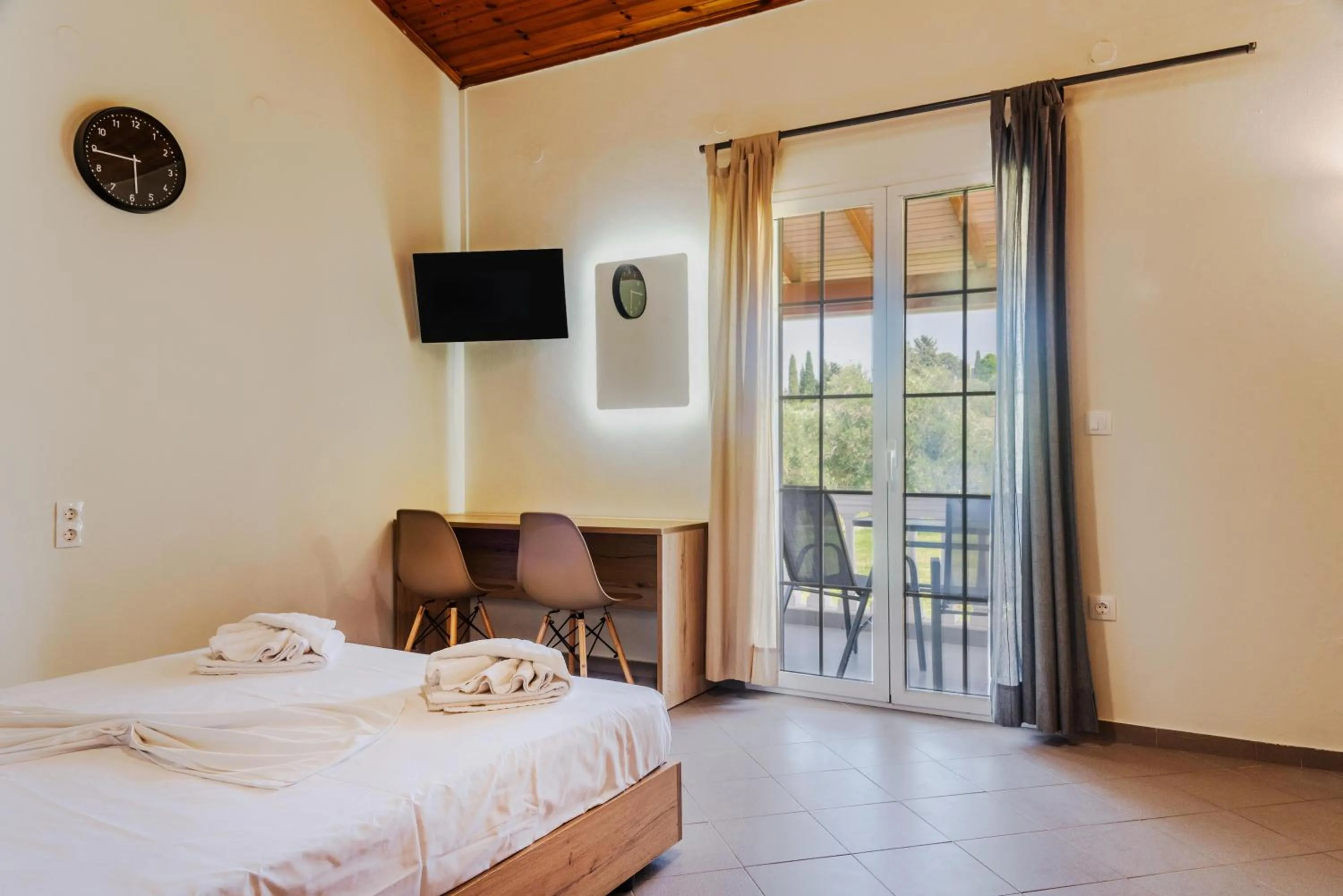 Bedroom, Bed in Riposo Studios & Apartments