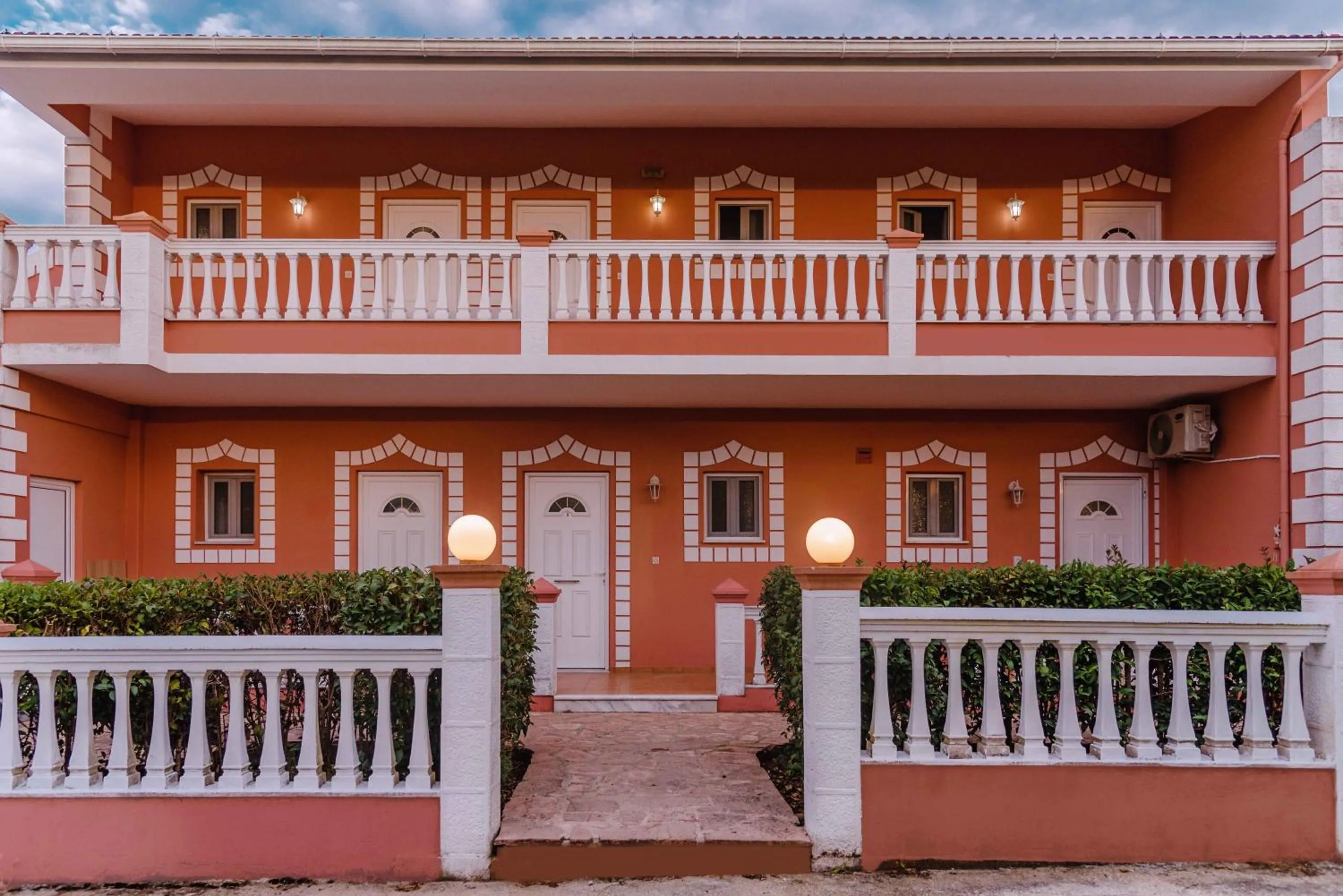 Property building in Riposo Studios & Apartments