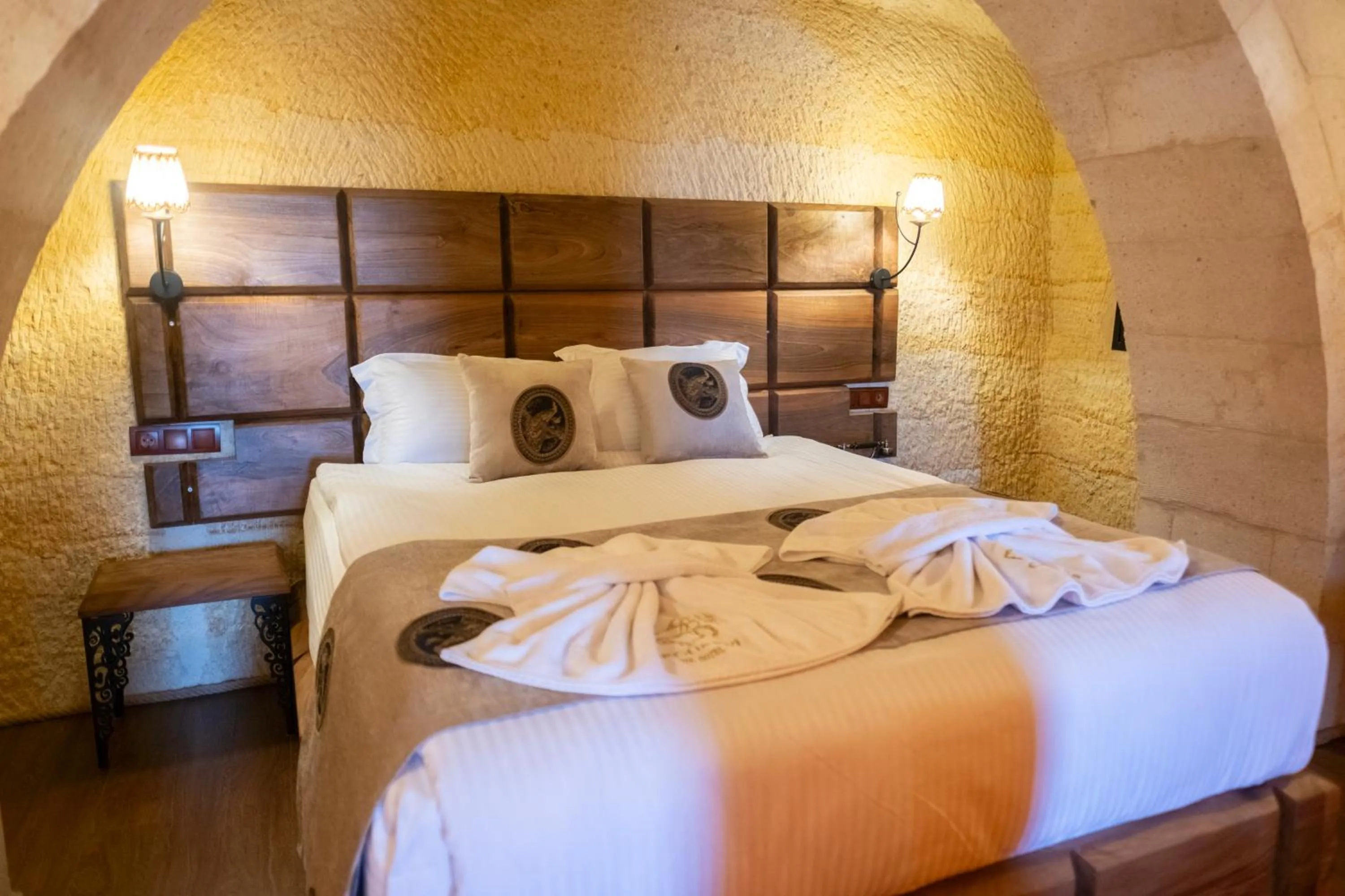 Bed in Urgup Evi Cave Hotel