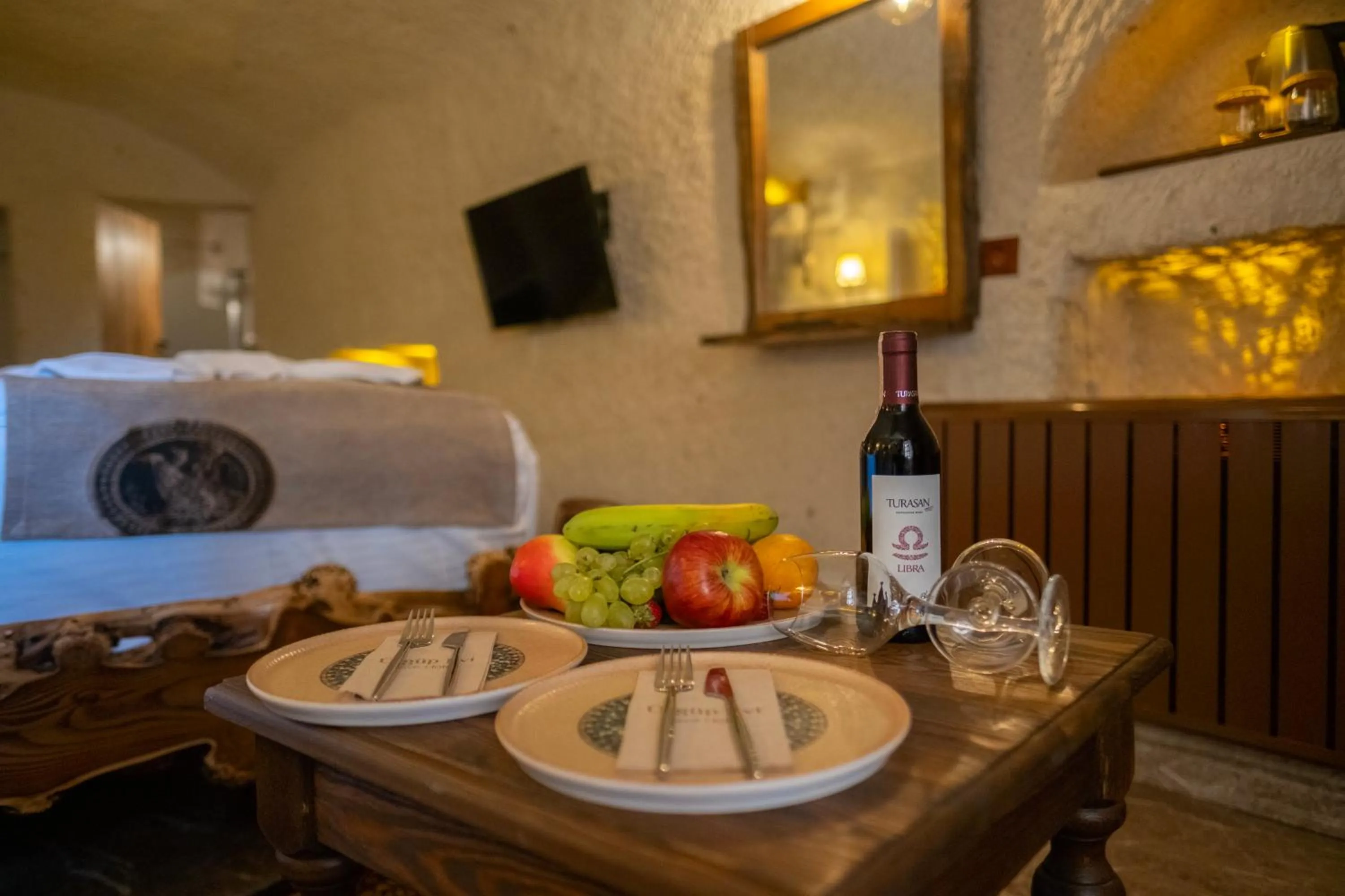 Food and drinks in Urgup Evi Cave Hotel