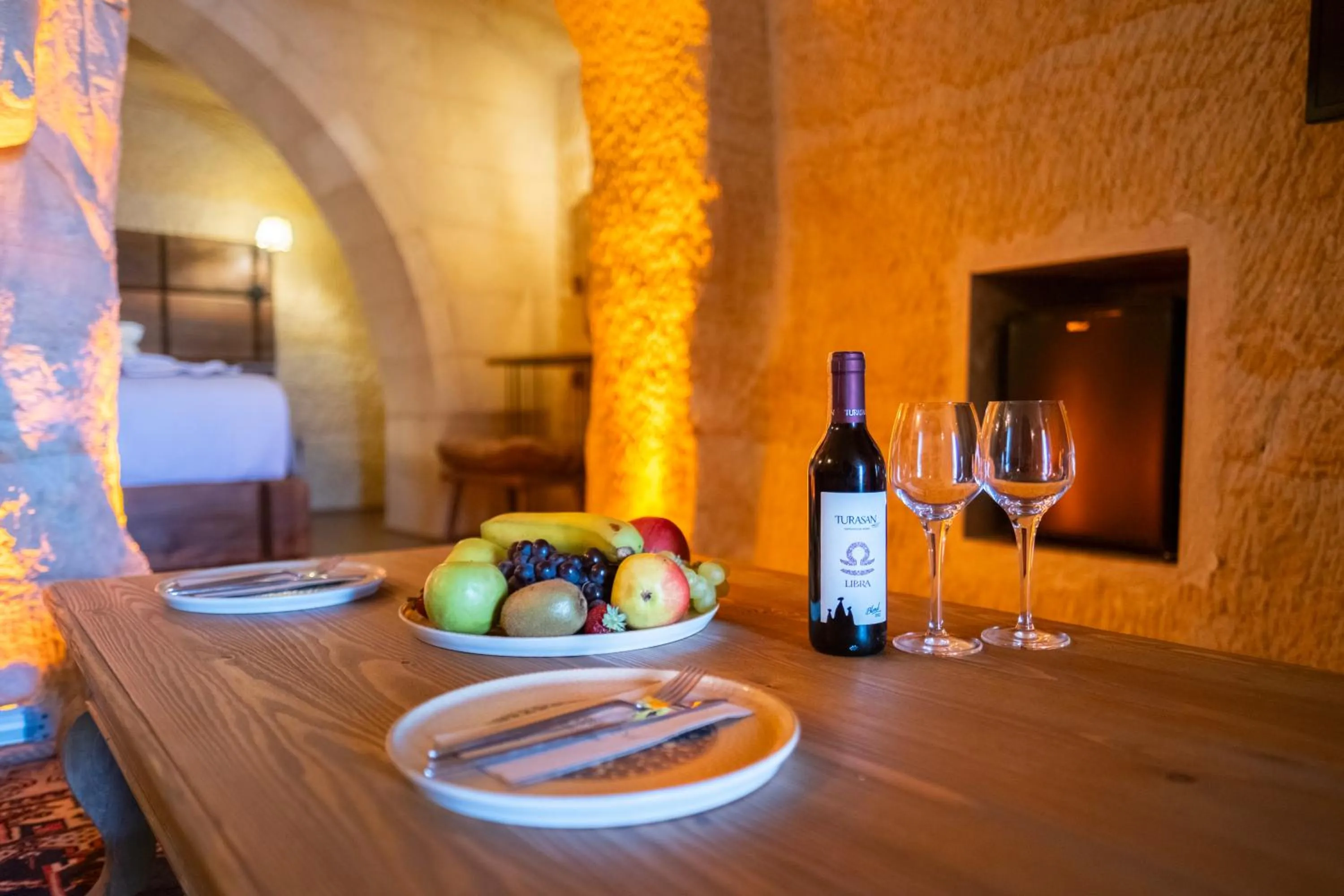 Food and drinks in Urgup Evi Cave Hotel