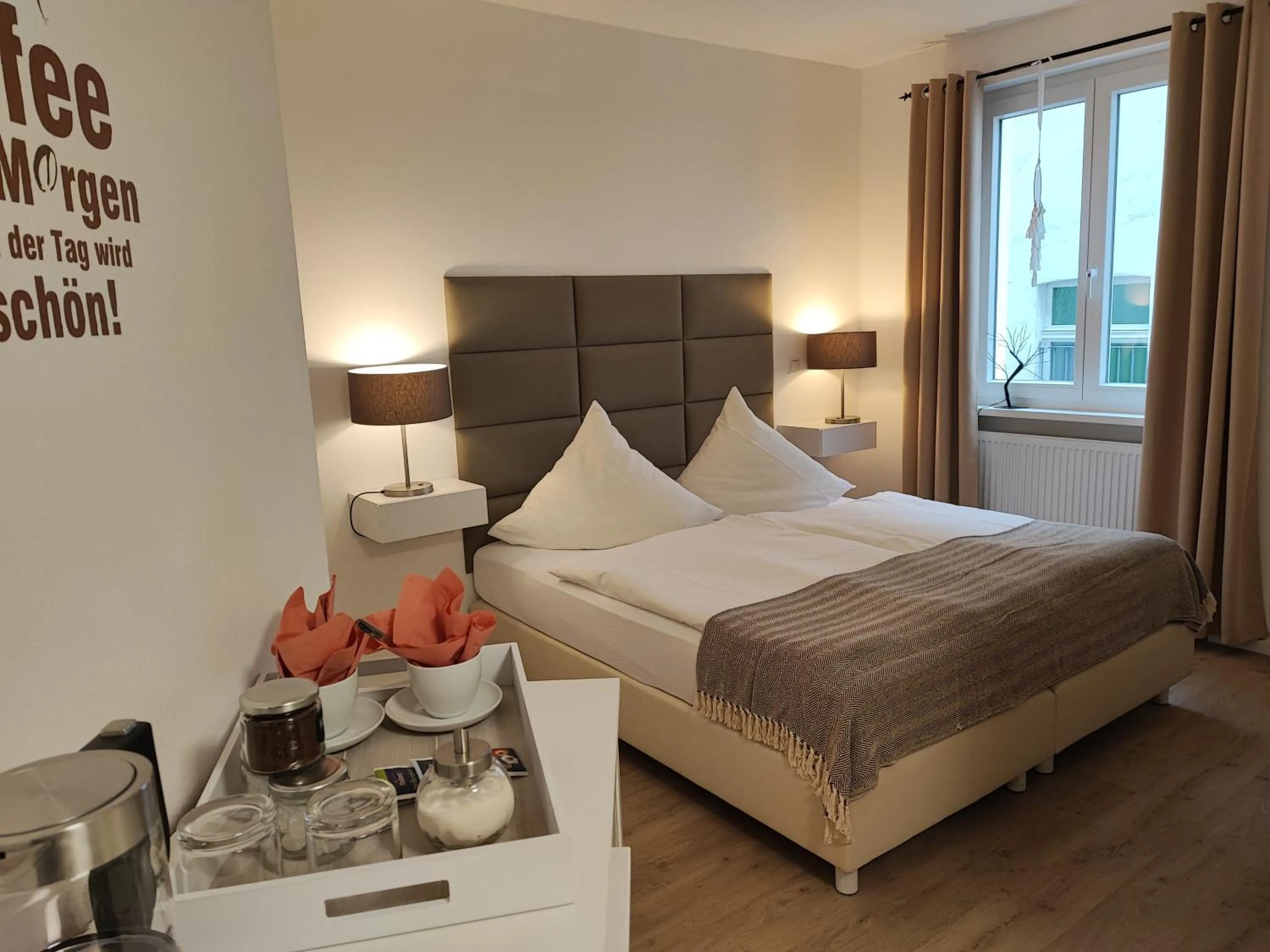 Bedroom, Bed in Hotelbetriebe Güldenhaupt GmbH