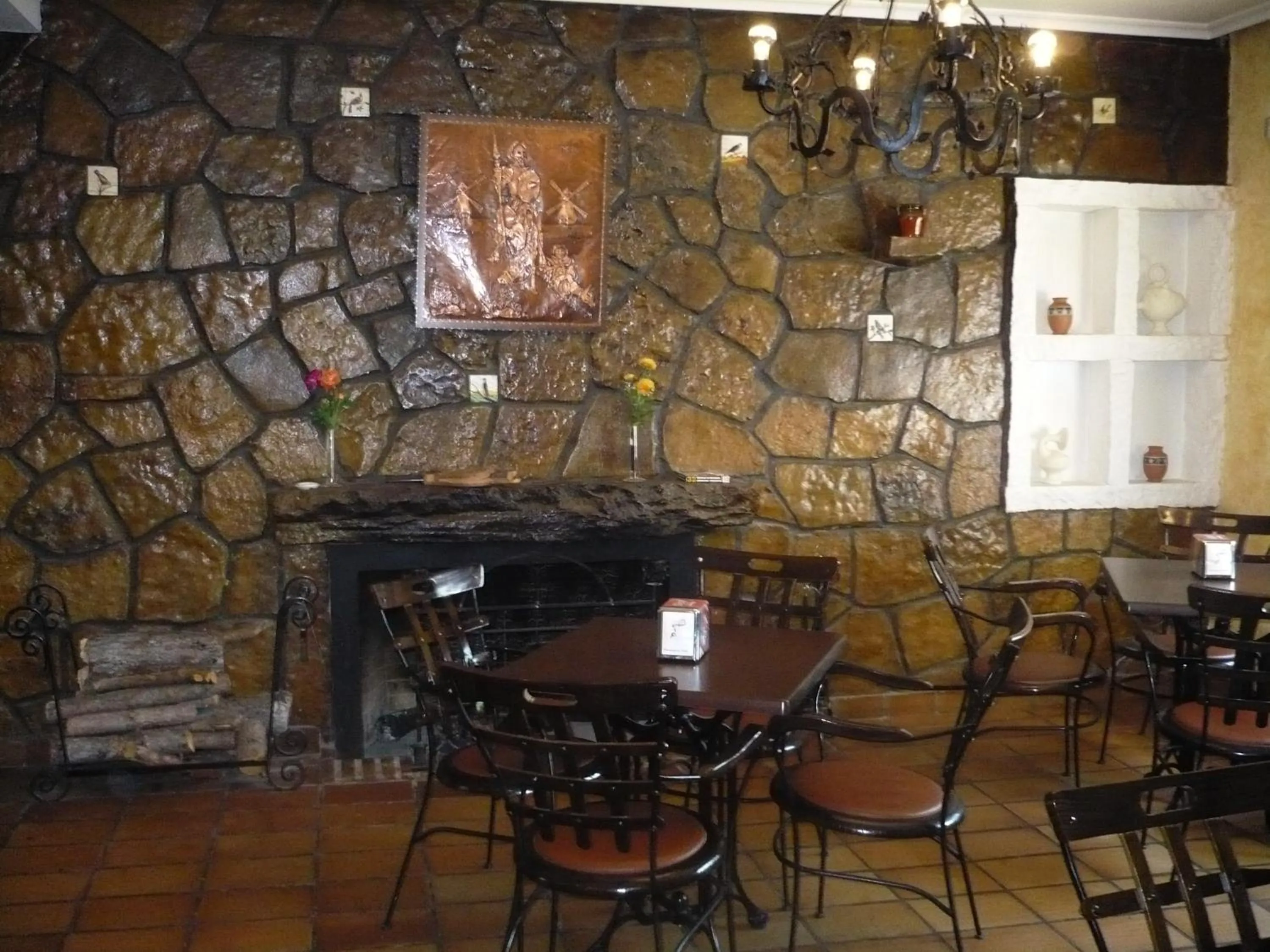 Communal lounge/ TV room in Hotel Uña Serranía Encantada