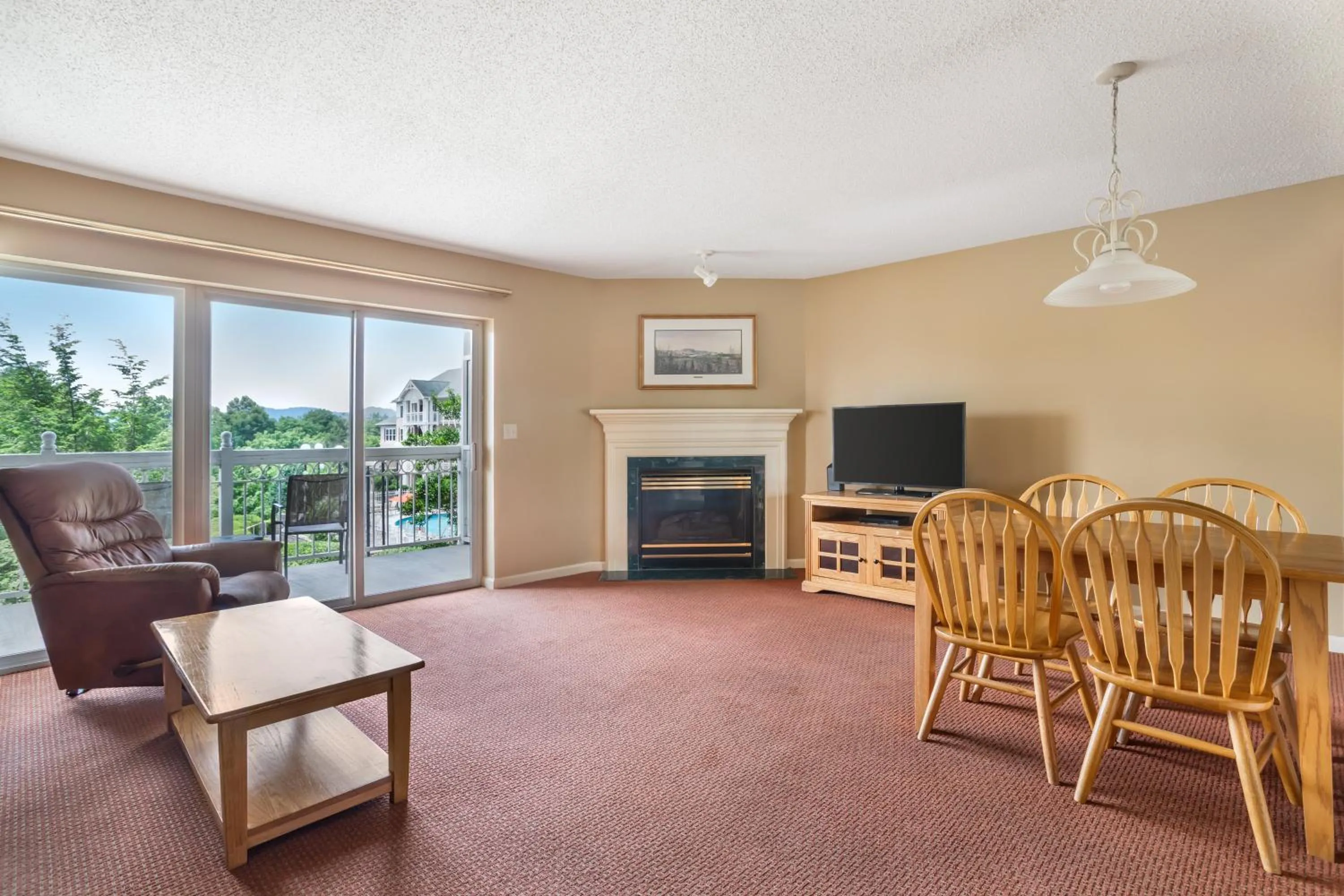 TV and multimedia in Sunrise Ridge Resort