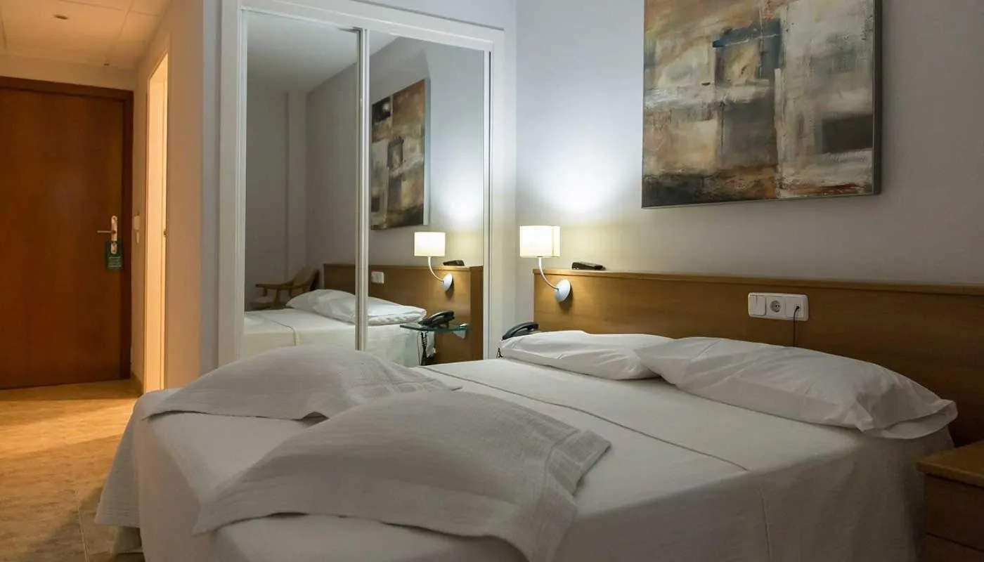 Bed in Hotel Roca Plana