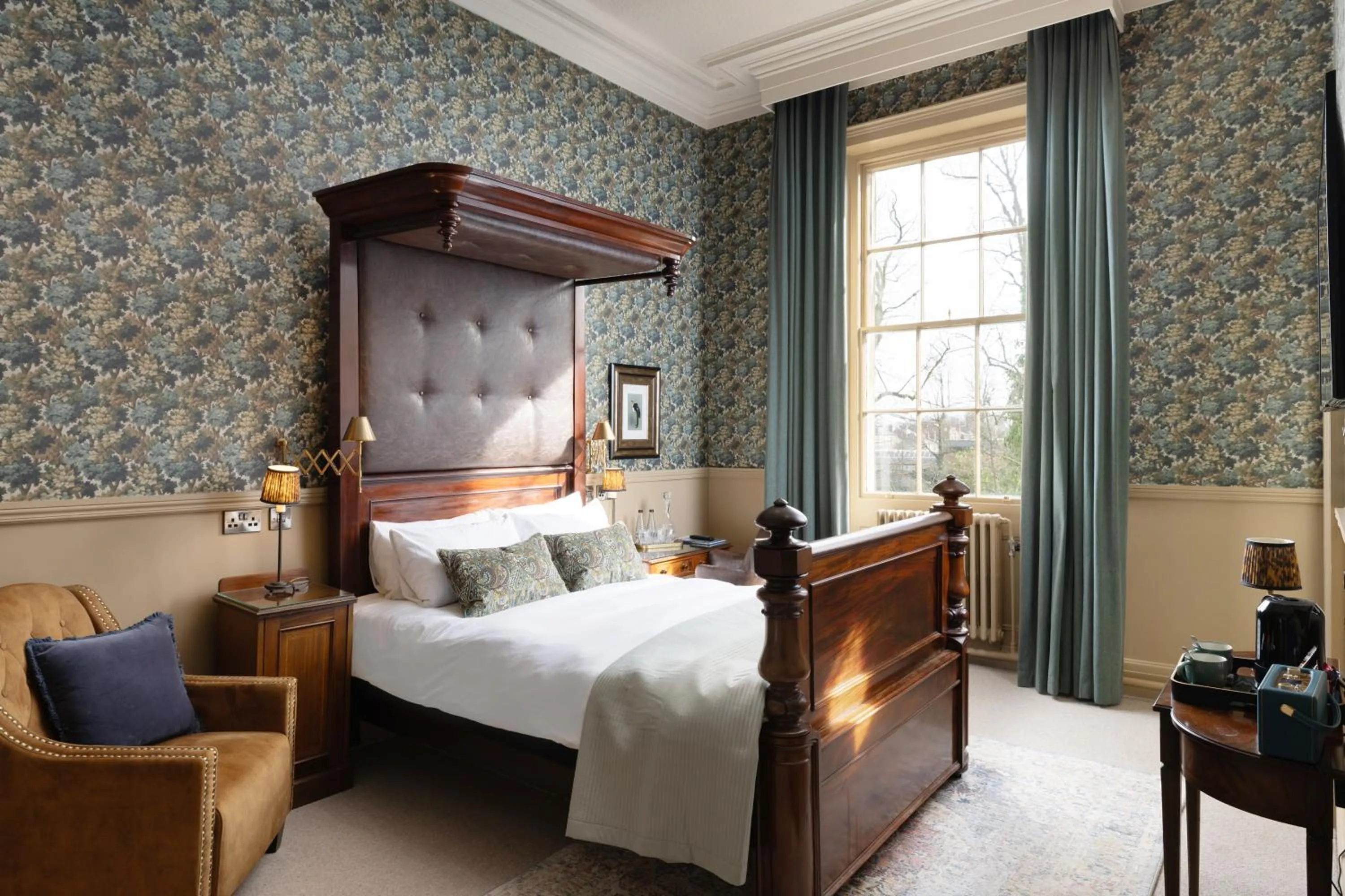 Bed in The Churchill Hotel