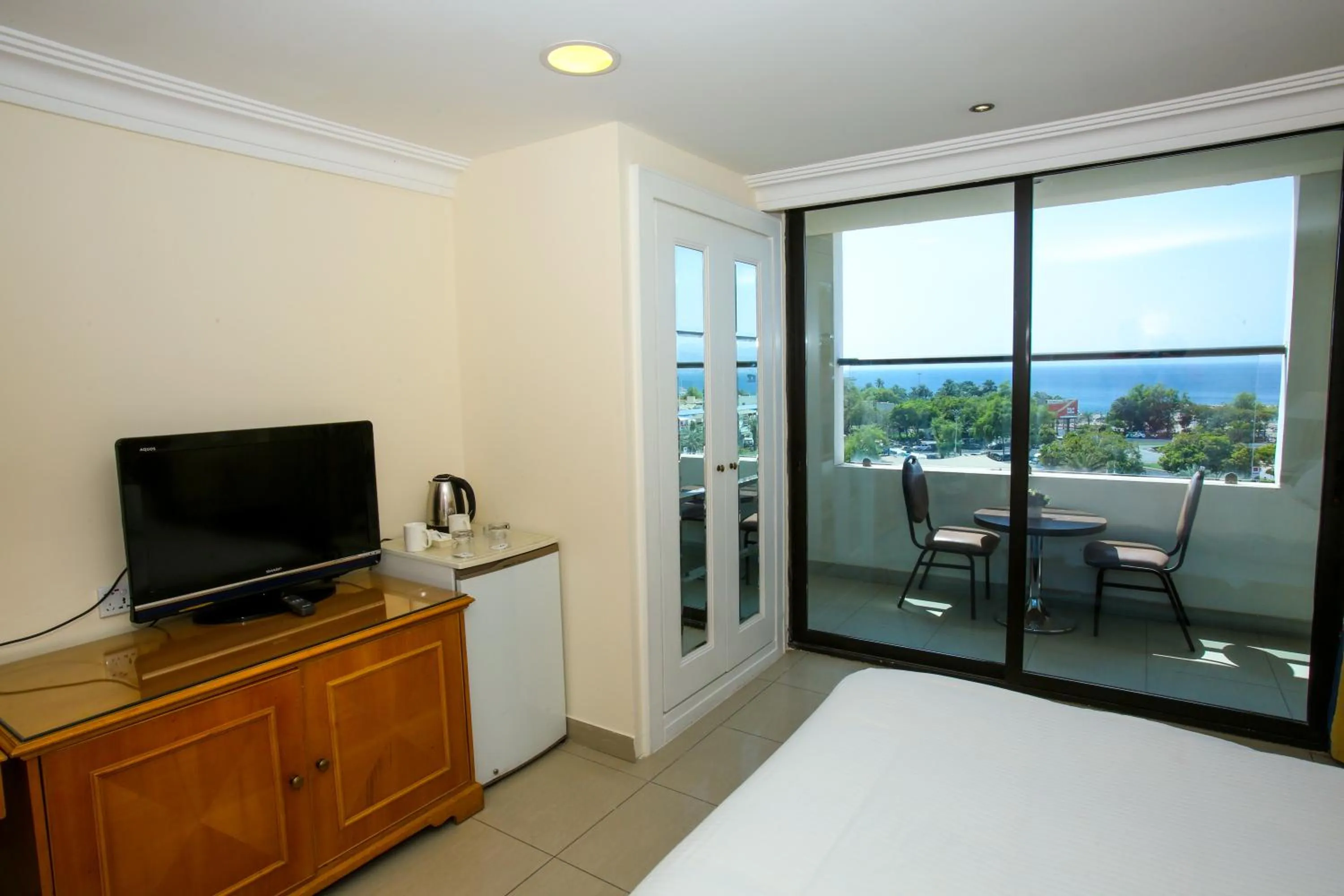 Shower in Mina Hotel