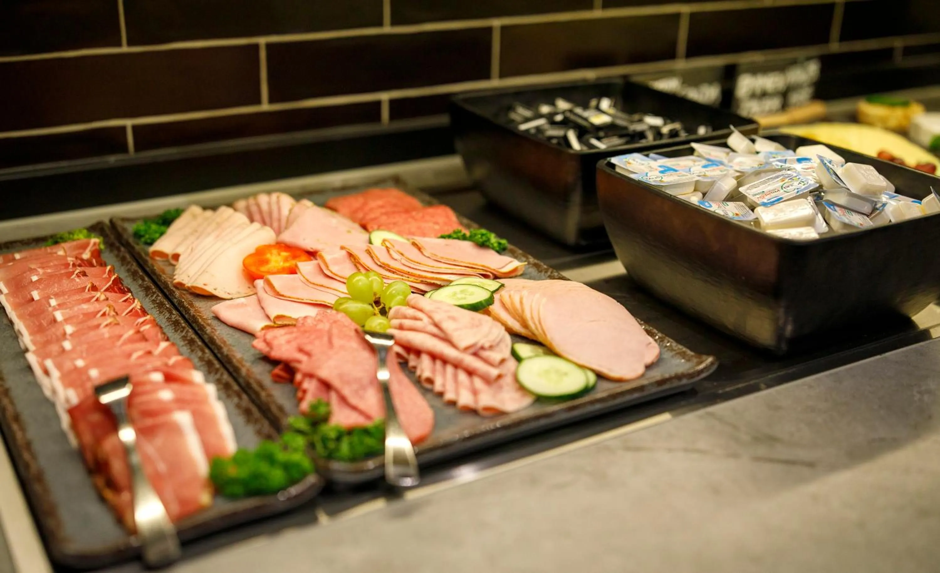 Buffet breakfast in Kedi Hotel Papenburg