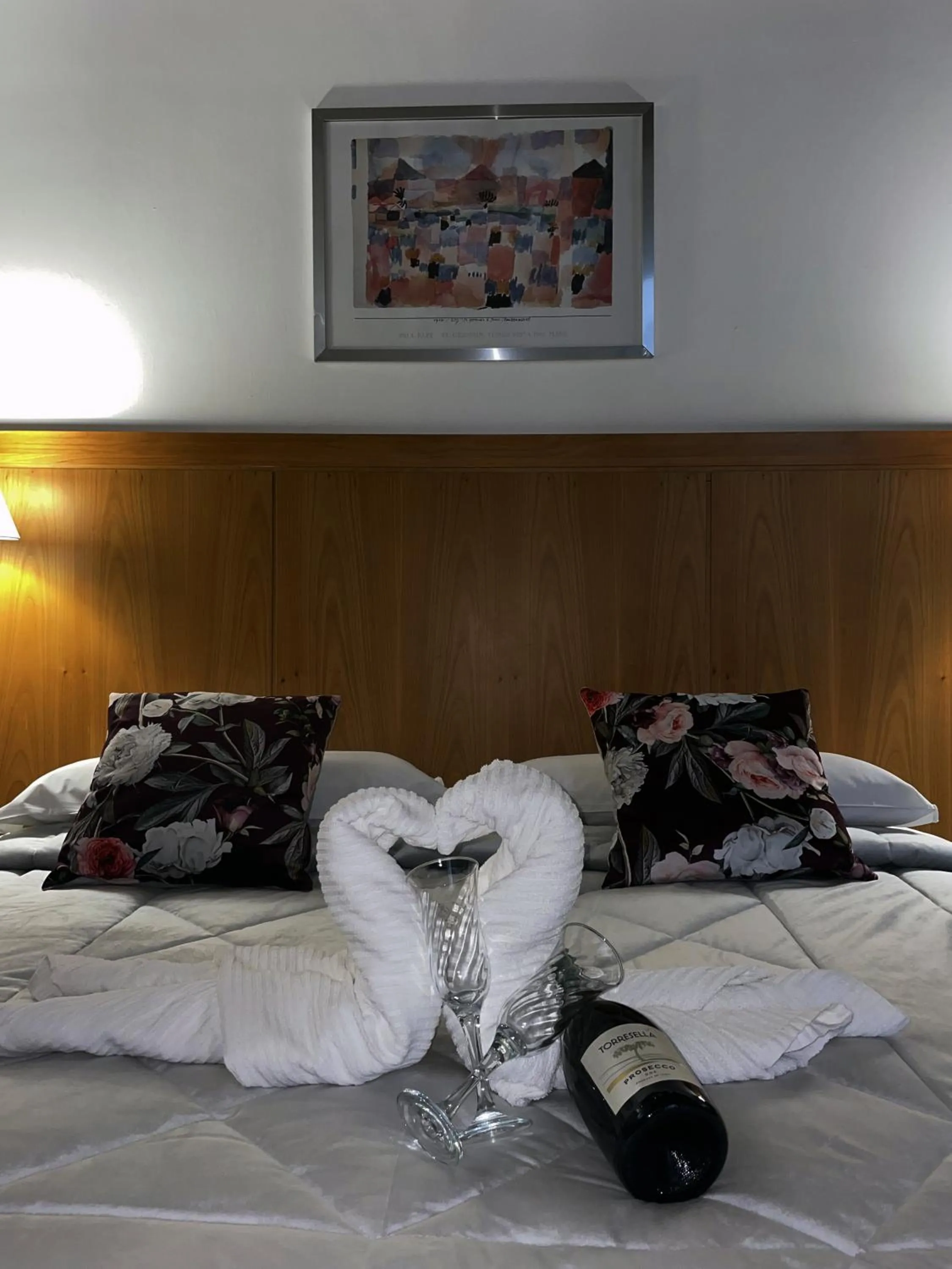 Decorative detail, Bed in Resort CostantiNapoli 27