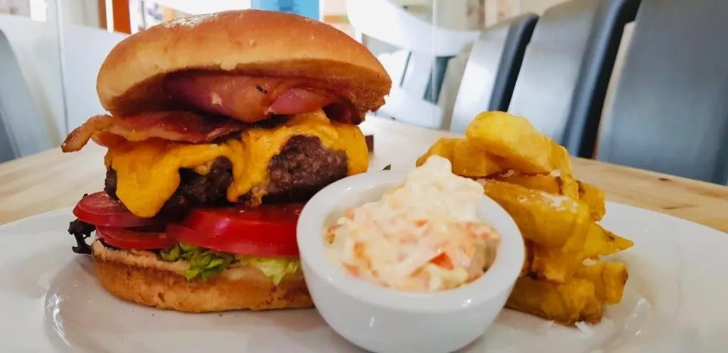 Food and drinks in The Waterfront