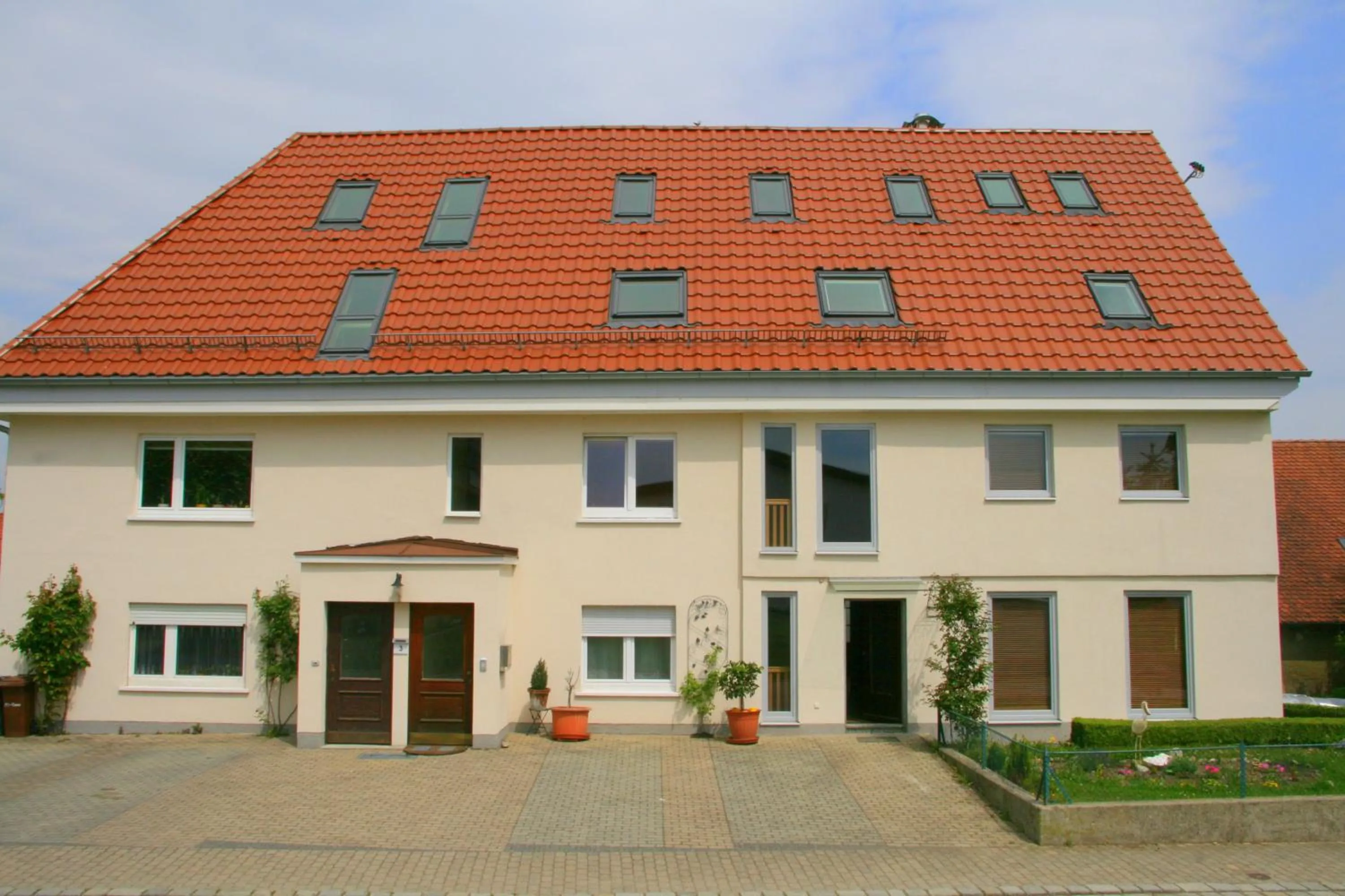 Property building in Waldvogel Ferienzimmer klimatisiert