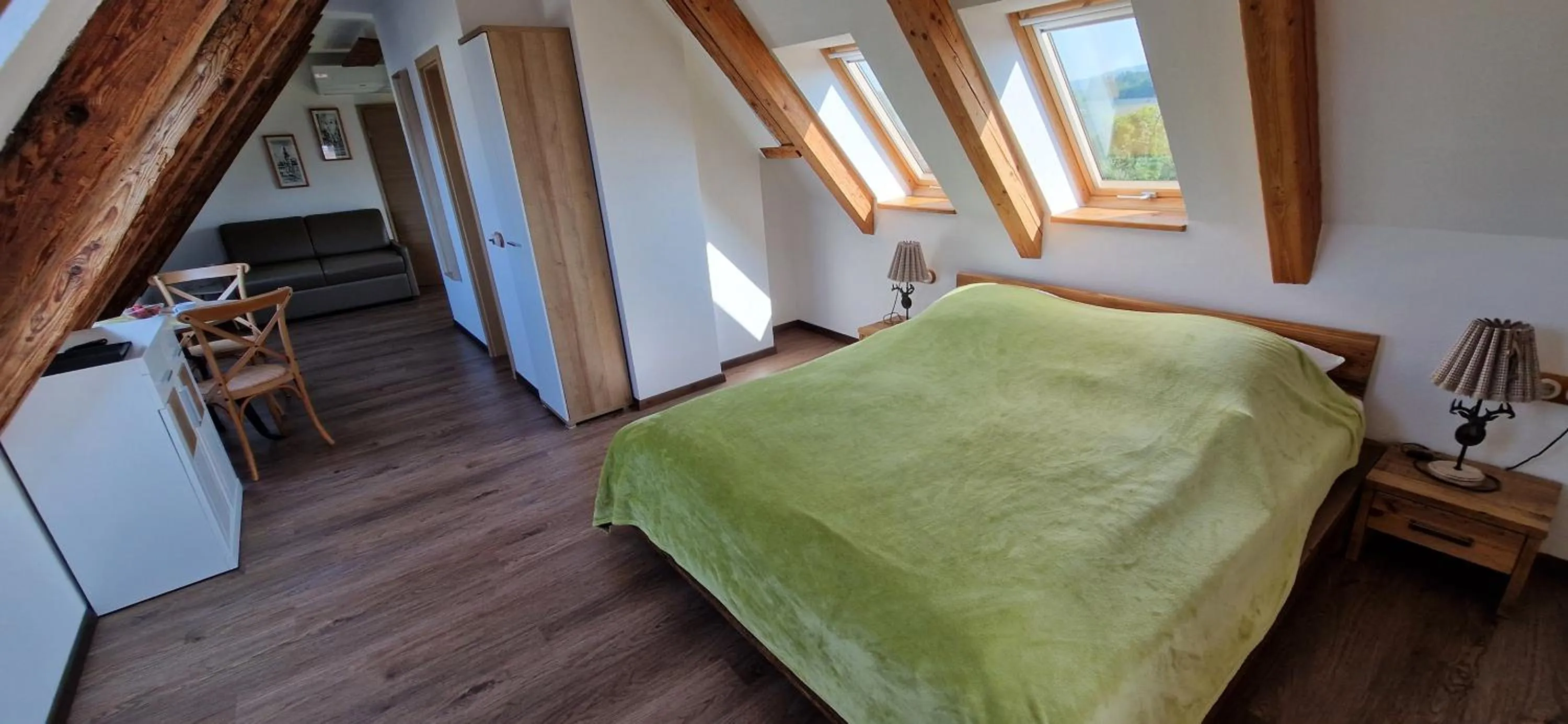 Bed in Waldvogel Ferienzimmer klimatisiert