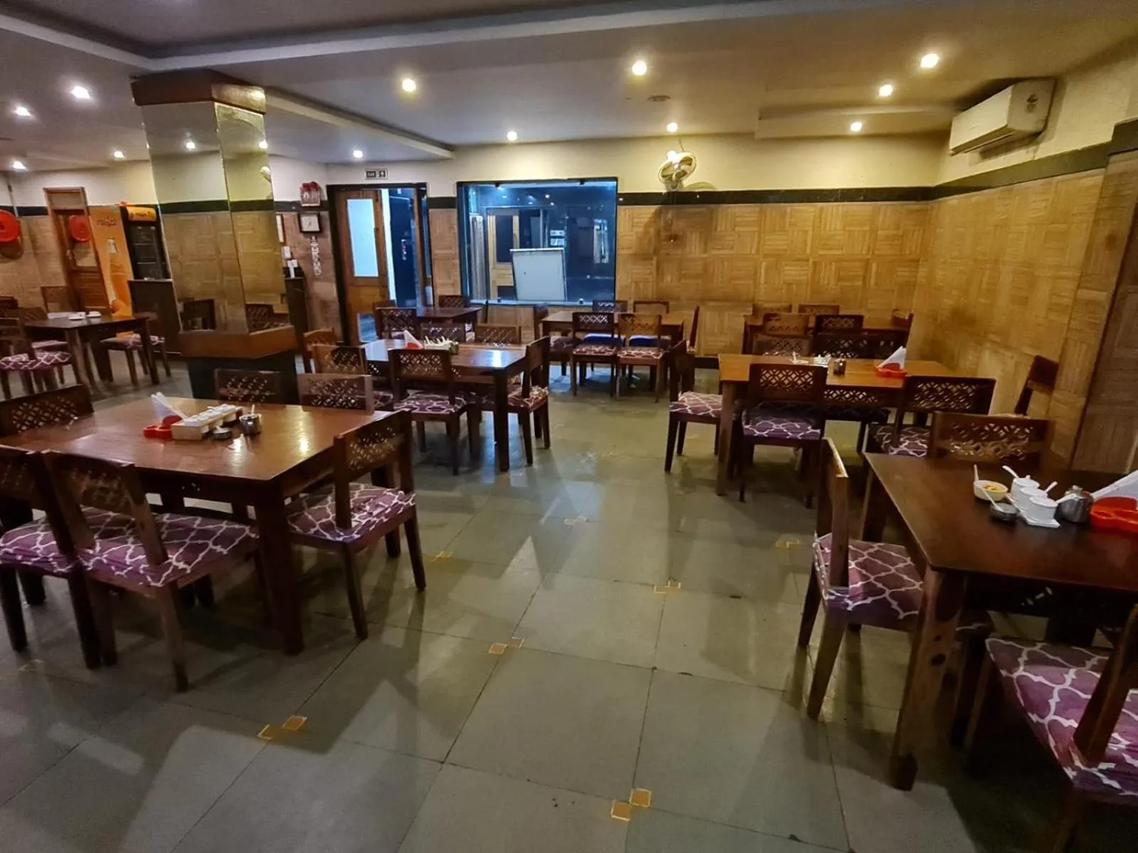 Restaurant/places to eat in Hotel MGM Grand