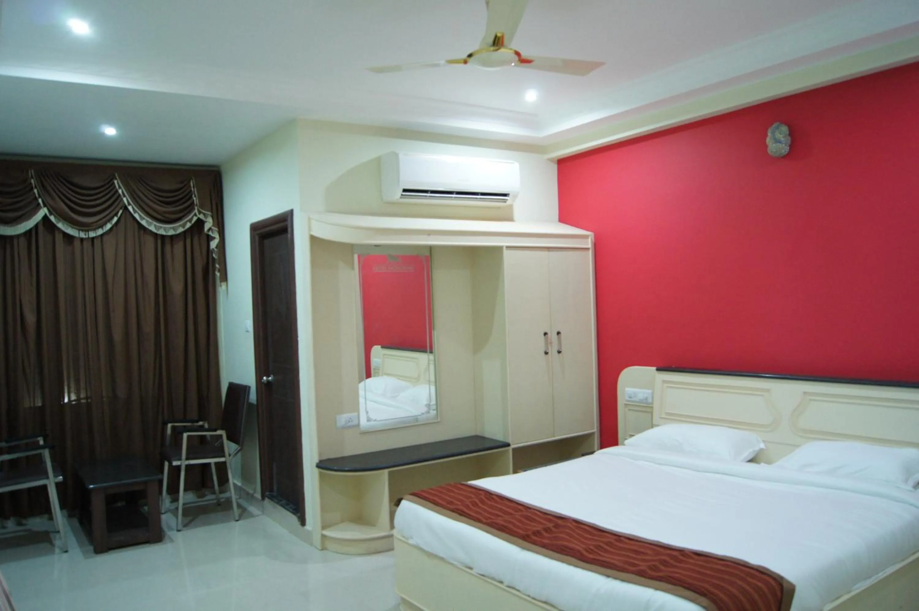 Bedroom, Bed in Hotel MGM Grand