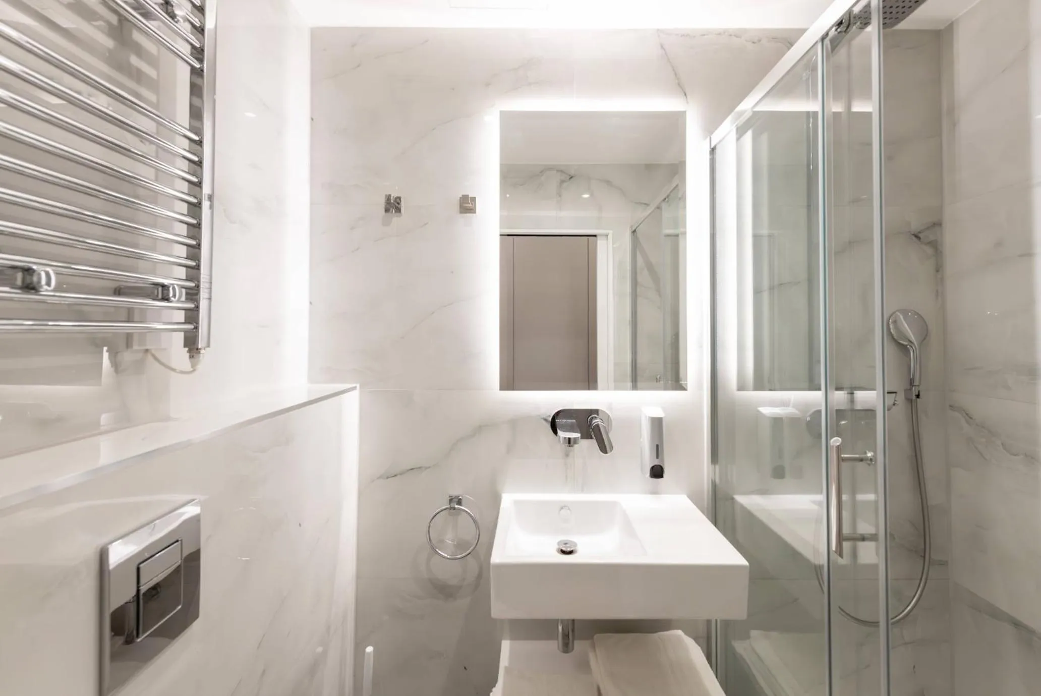 Bathroom in NOX West Hampstead