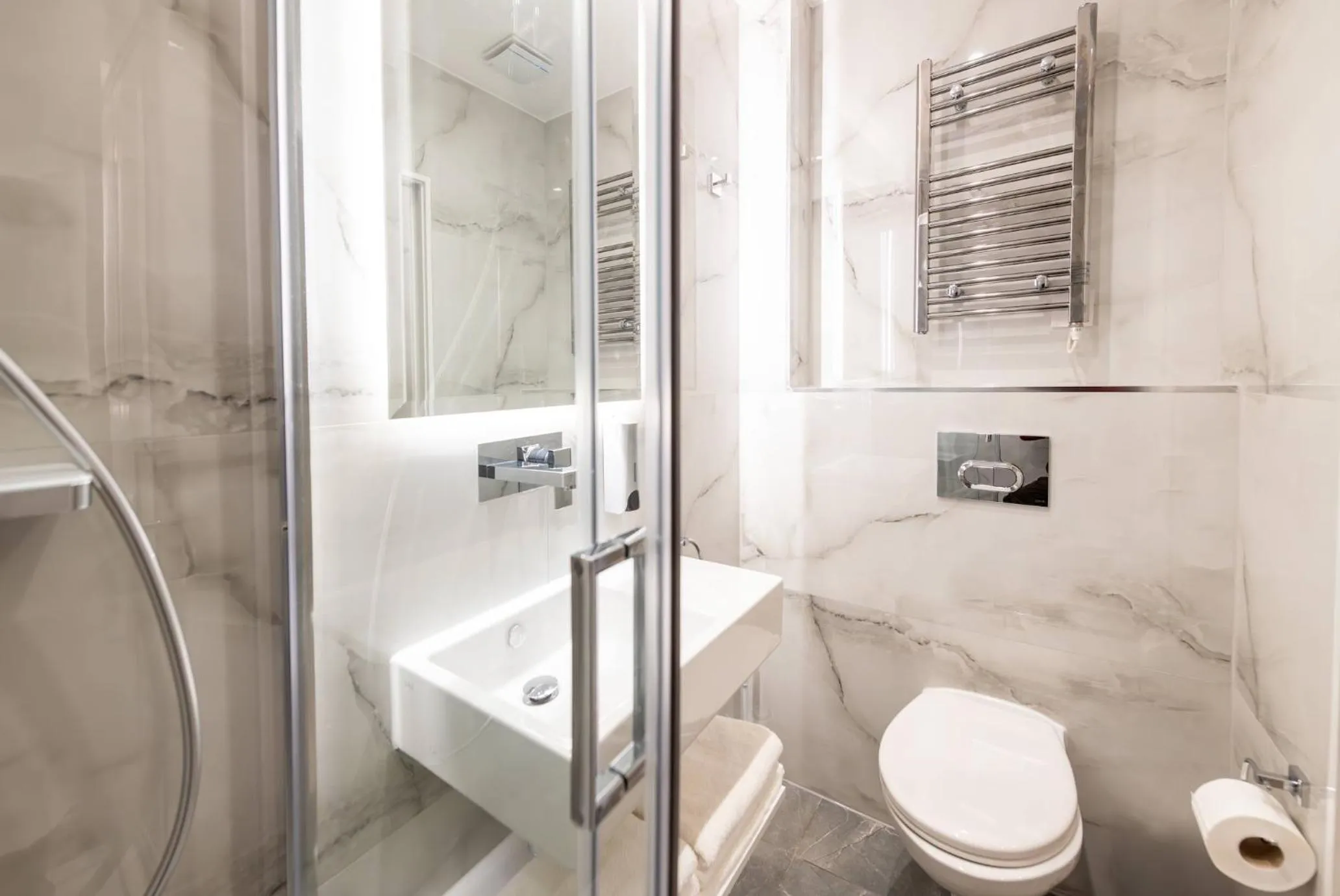 Bathroom in NOX West Hampstead