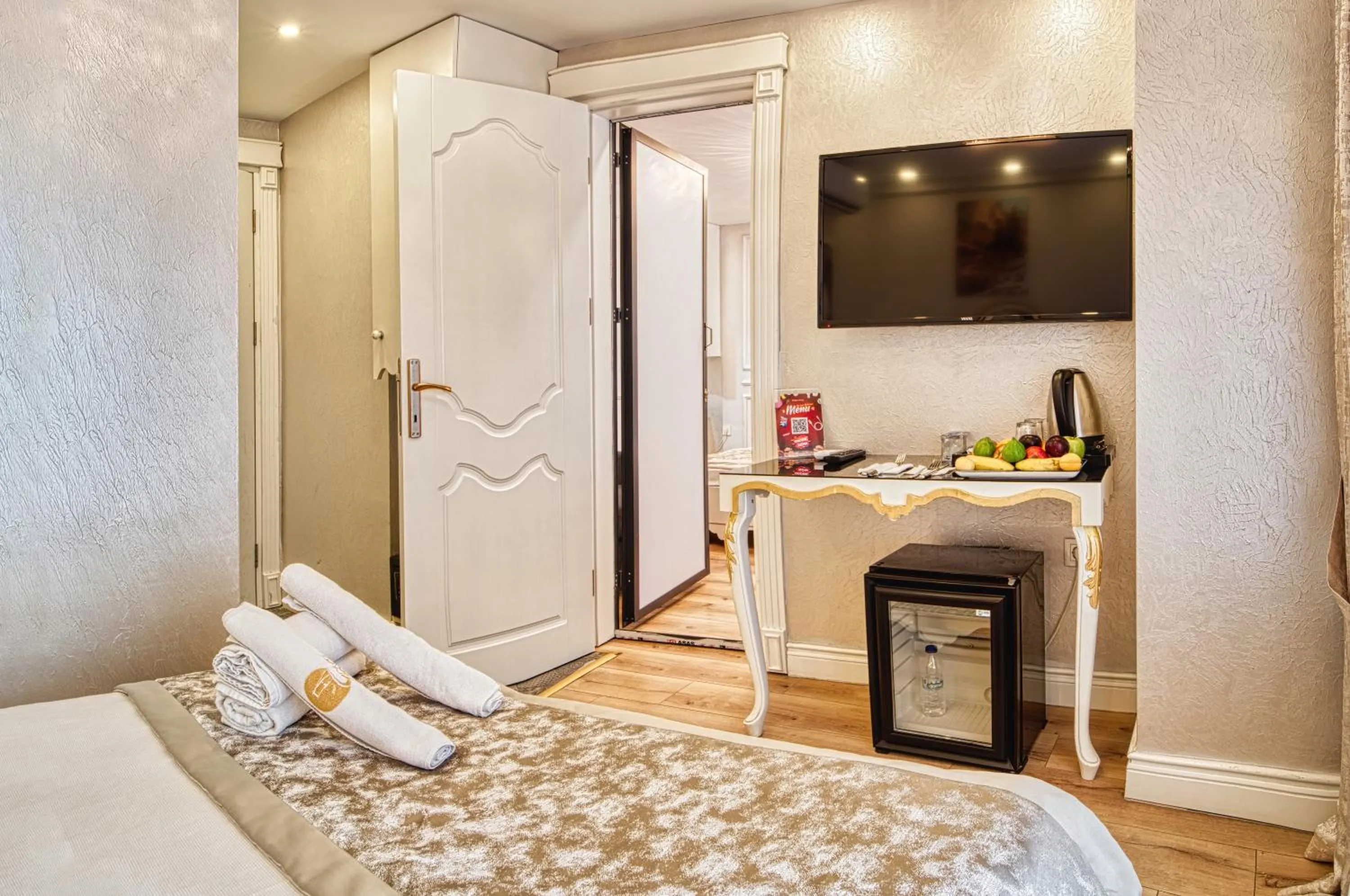 TV and multimedia, Bed in Sirkeci Ersu Hotel & SPA