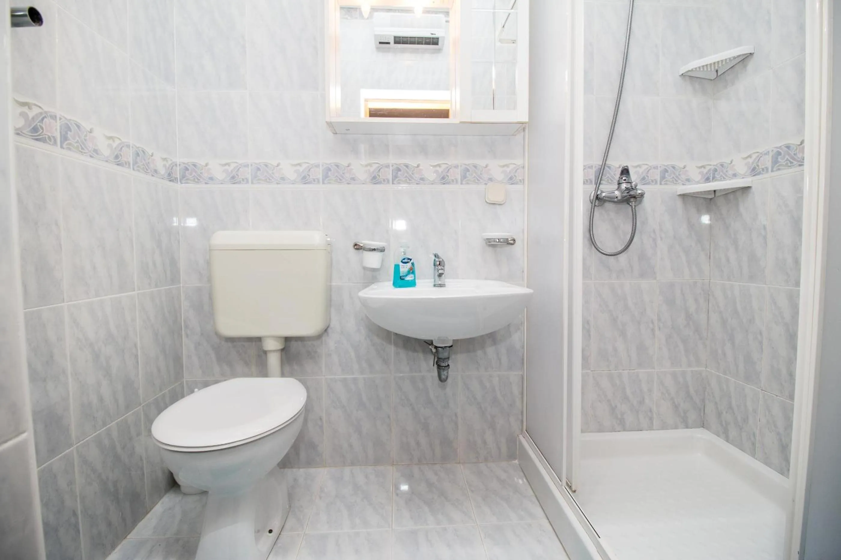 Bathroom in Apartments Divna