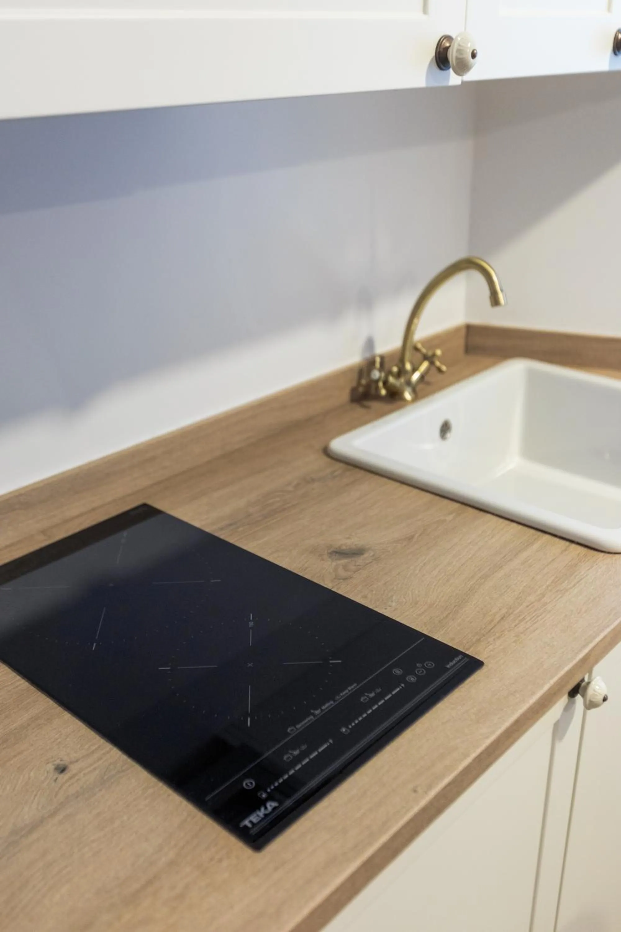 stove in Le Petit Boutique Hotel