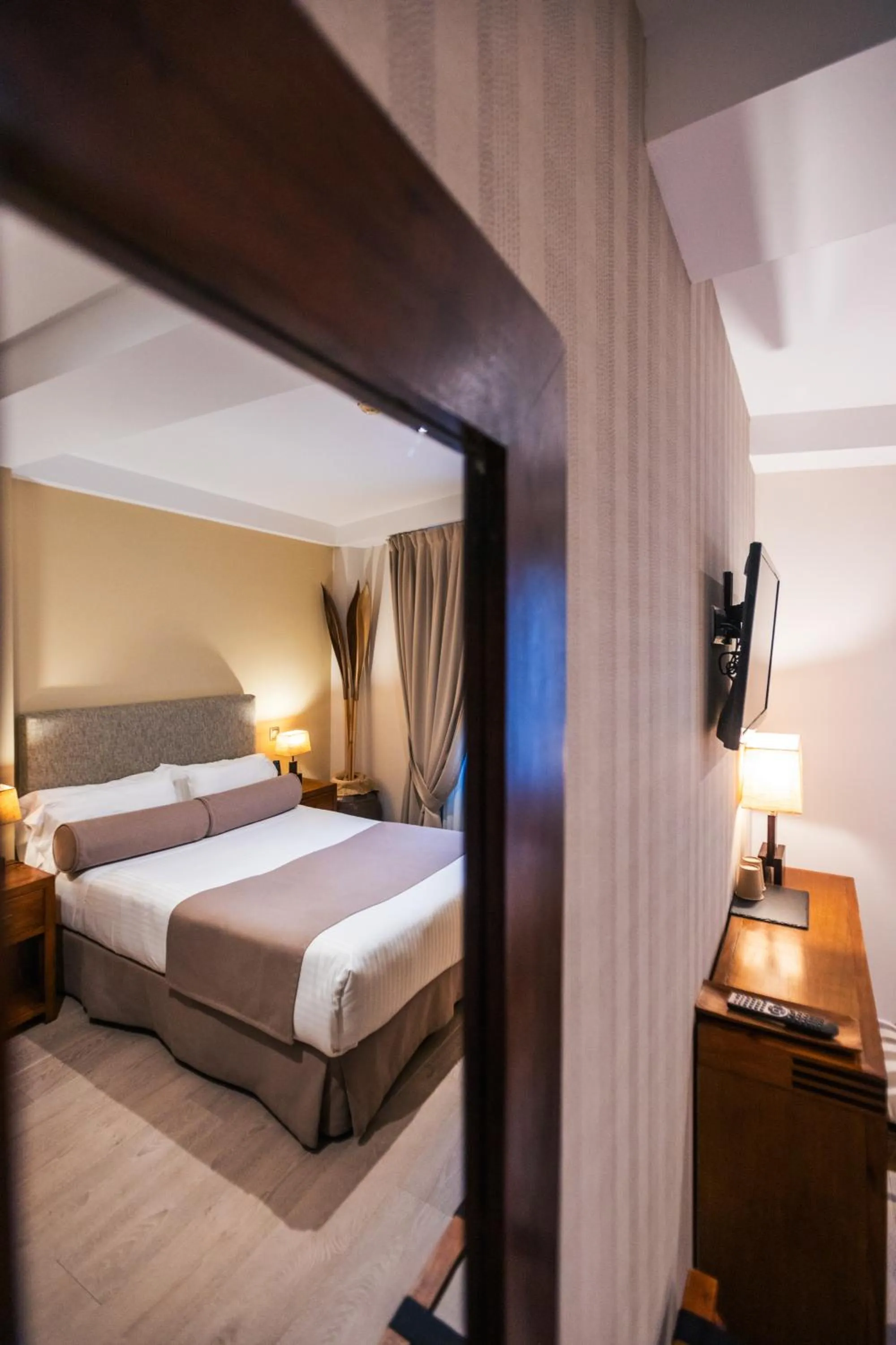 Bed in Le Petit Boutique Hotel