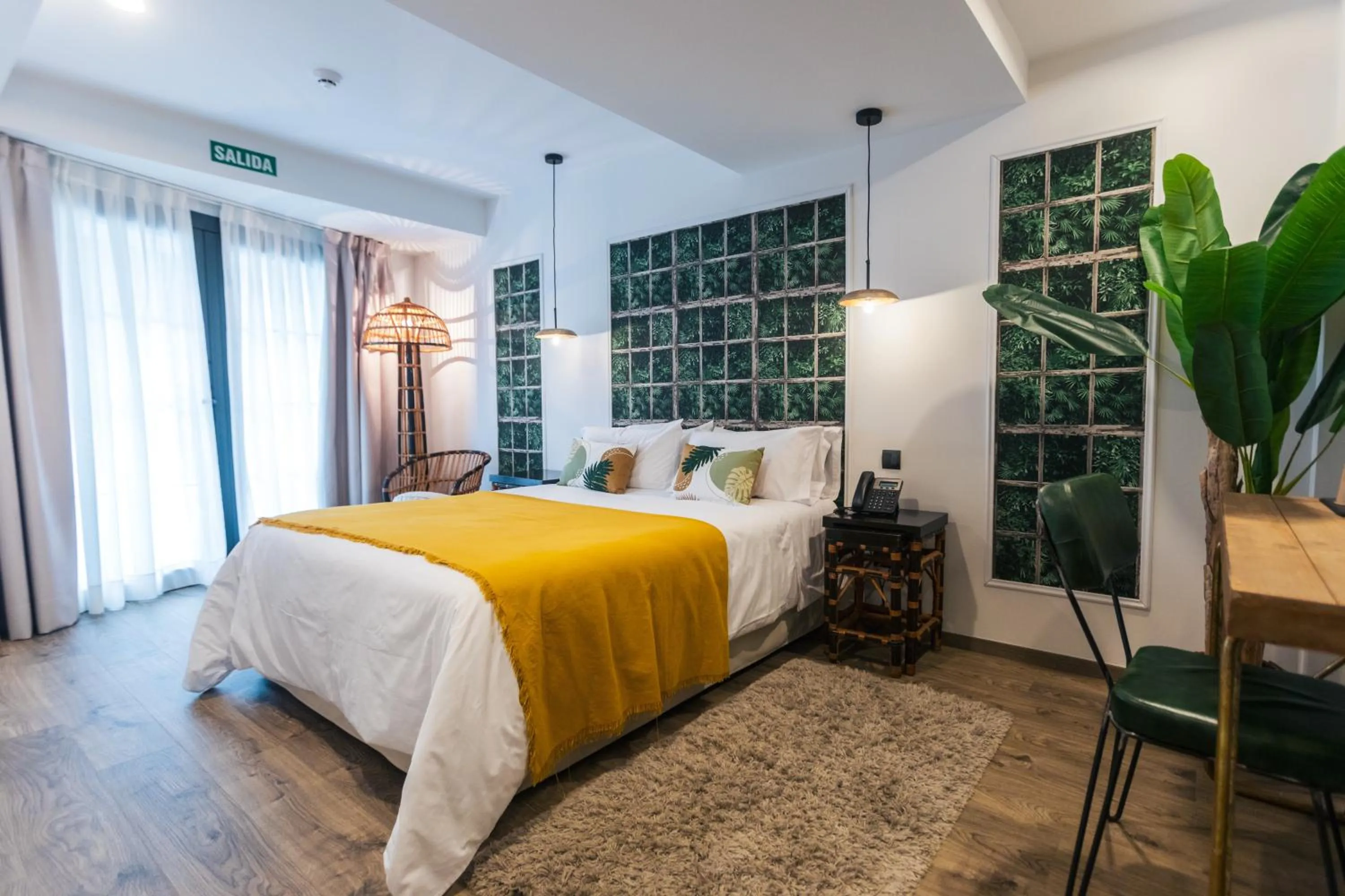 Bed in Le Petit Boutique Hotel