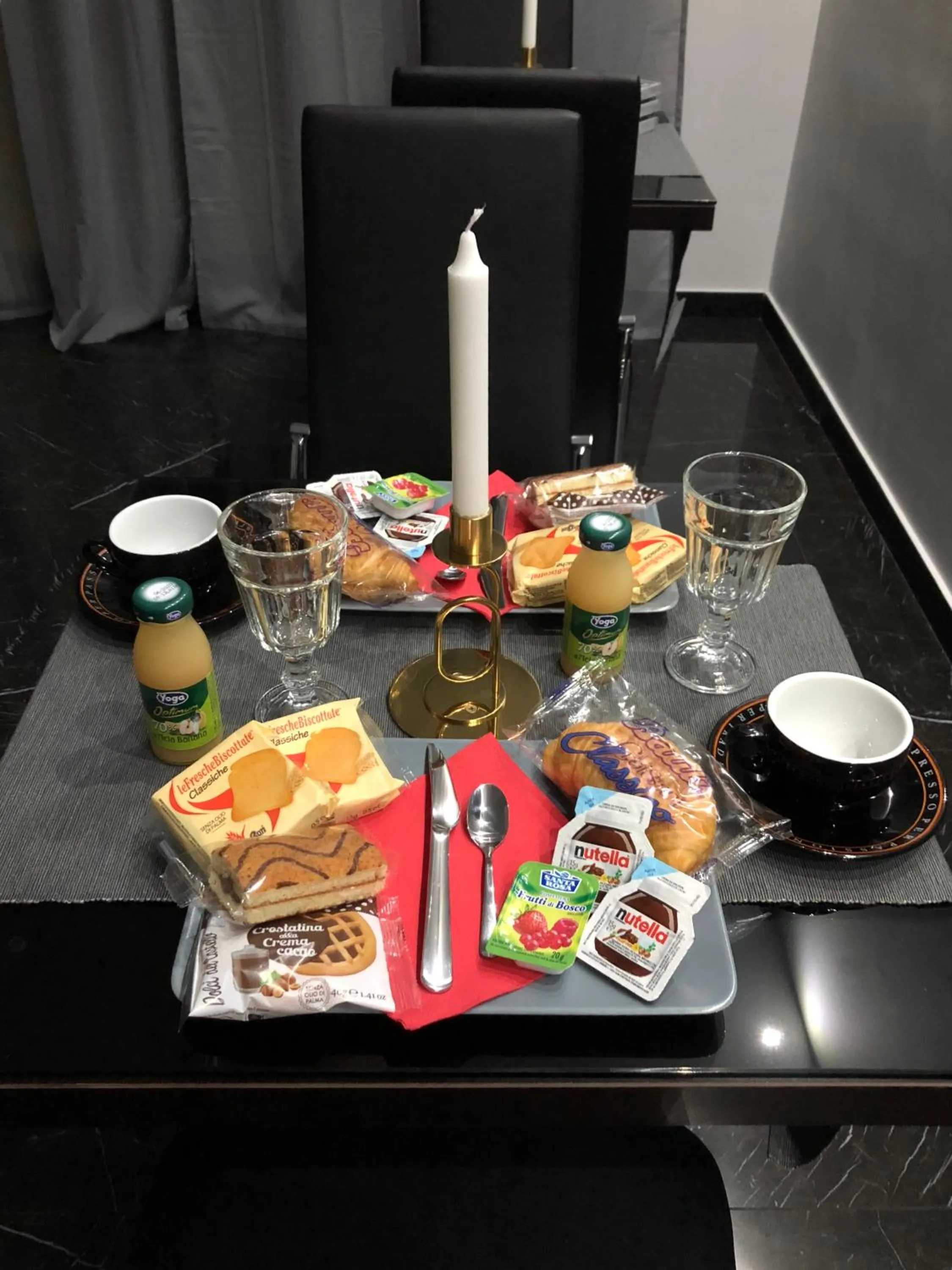 Food and drinks in Hotel Glamour