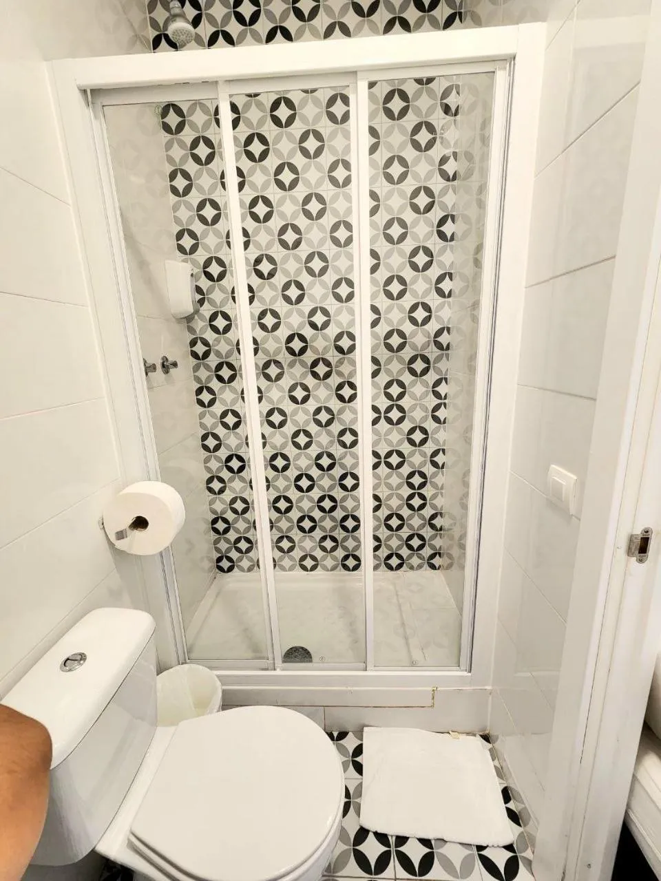 AYZ Javier Cabrini - Auto check-in property