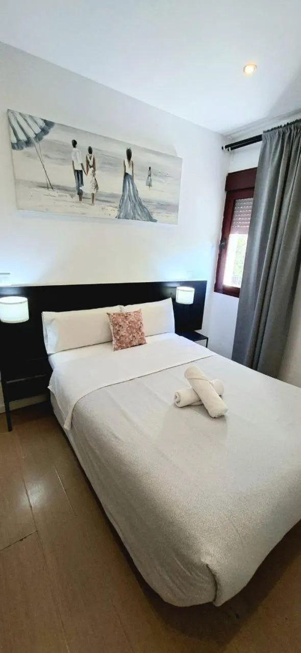 Bed in AYZ Javier Cabrini - Auto check-in property