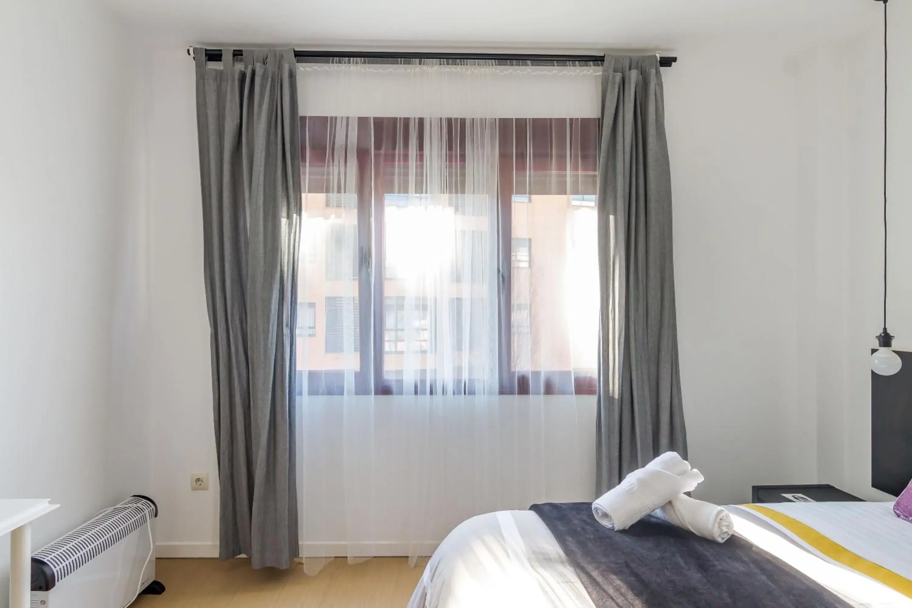 Comfort Superior Double Room with Shared Bathroom in AYZ Javier Cabrini - Auto check-in property Comfort Superior Double Room with Shared Bathroom in AYZ Javier Cabrini - Auto check-in property