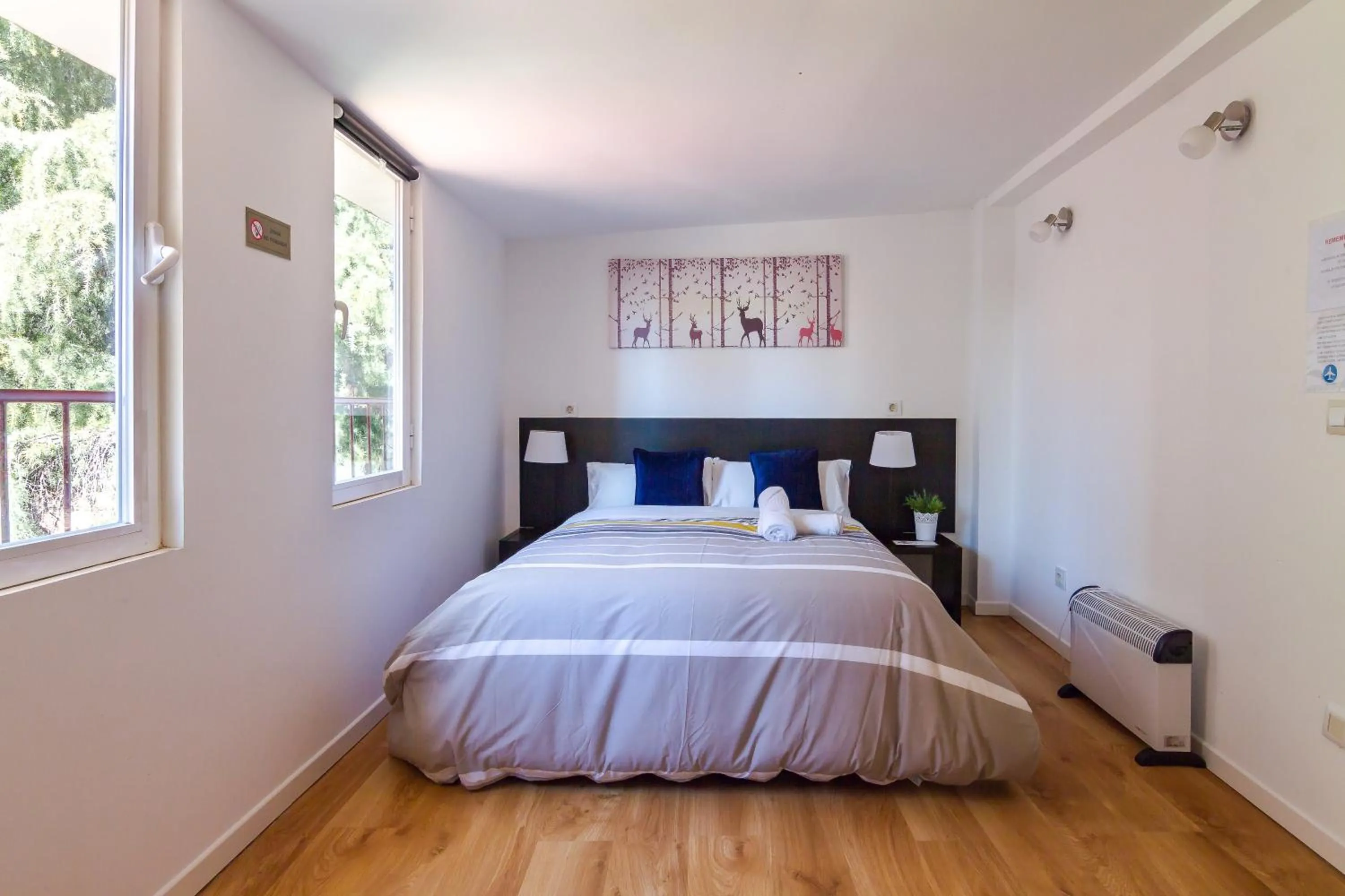 Bed in AYZ Javier Cabrini - Auto check-in property