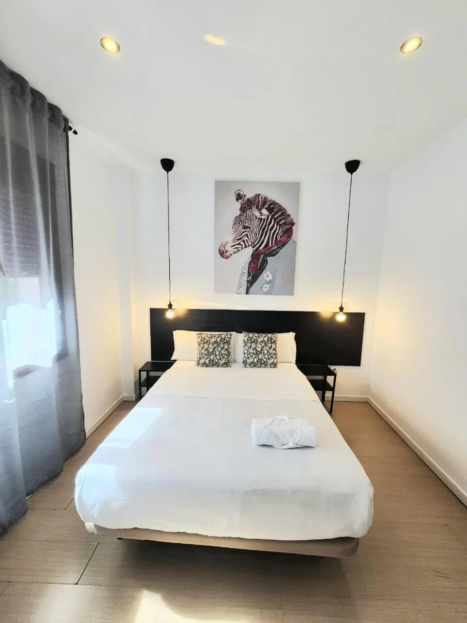Bed in AYZ Javier Cabrini - Auto check-in property