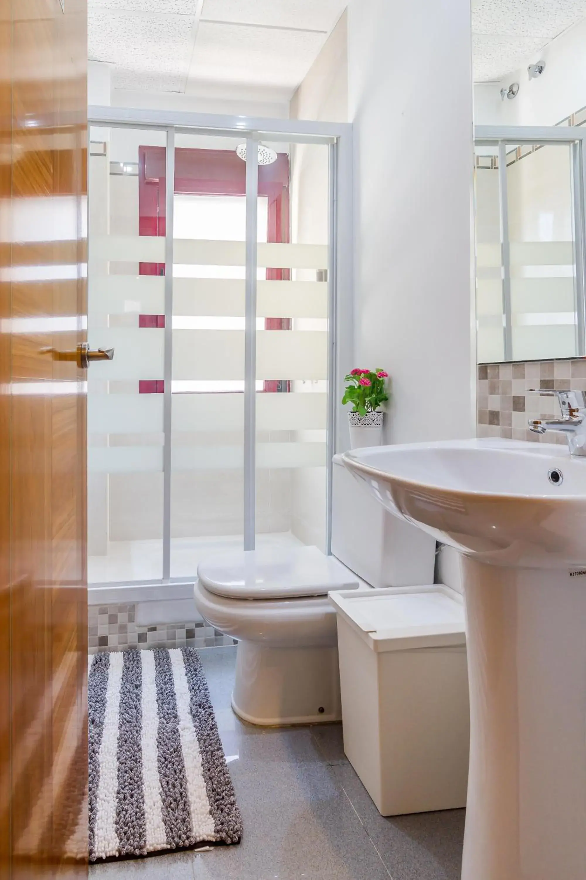 Double Room with Private Bathroom in AYZ Javier Cabrini - Auto check-in property Double Room with Private Bathroom in AYZ Javier Cabrini - Auto check-in property