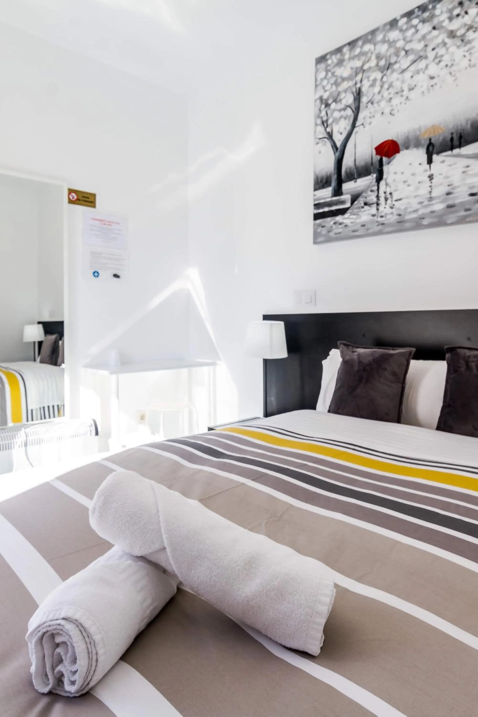 Bed in AYZ Javier Cabrini - Auto check-in property