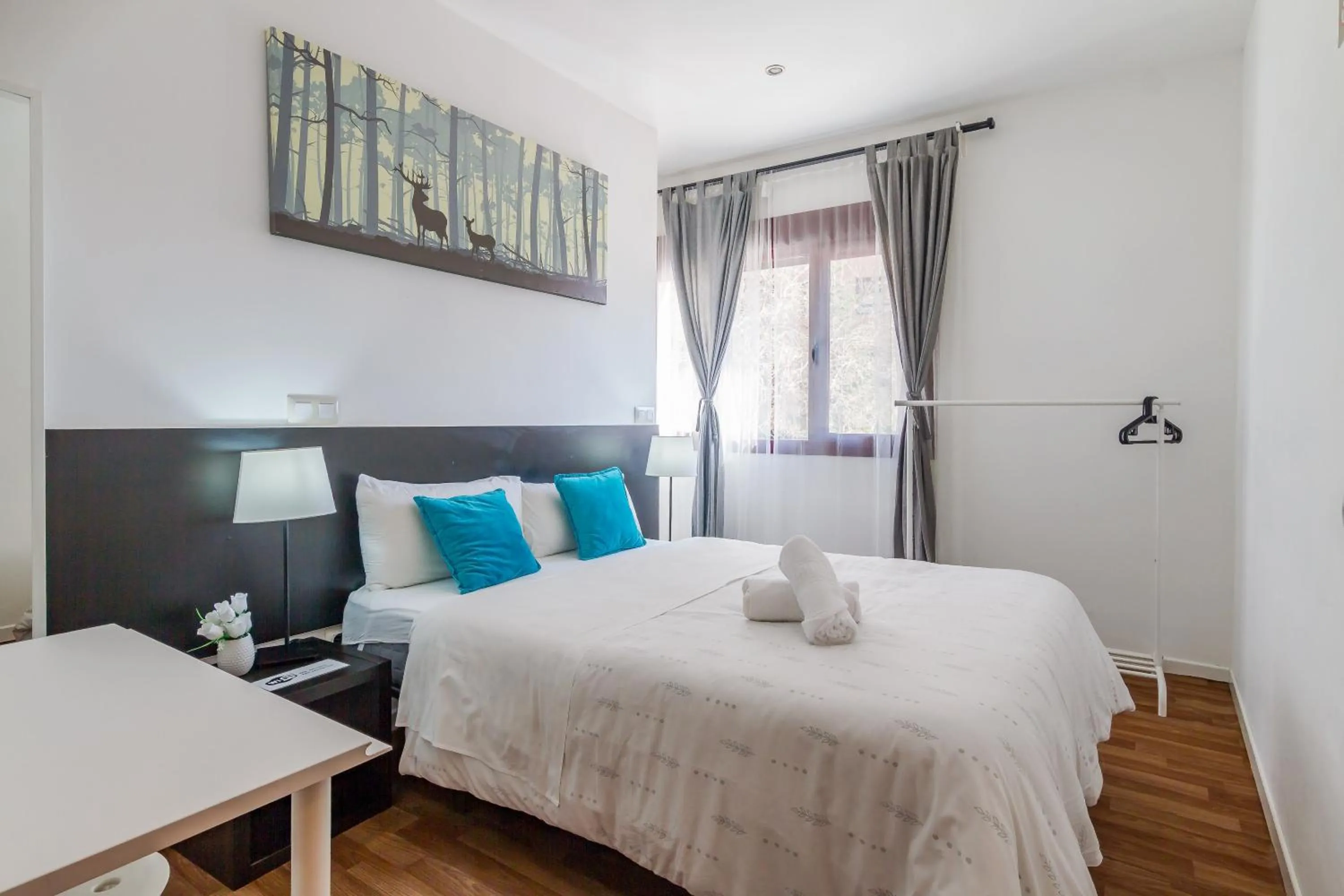 Bed in AYZ Javier Cabrini - Auto check-in property